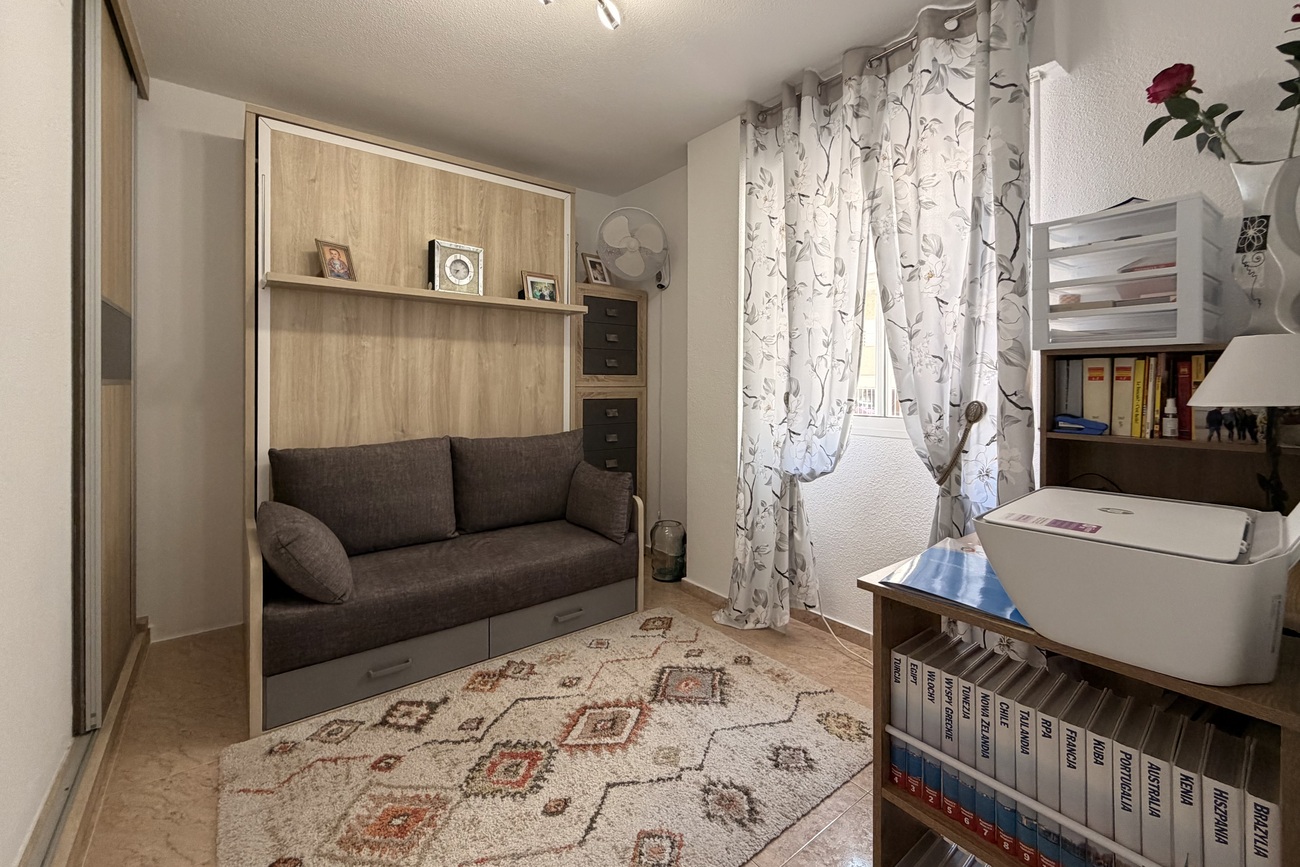 Dining area in apartment for sale in Torrevieja