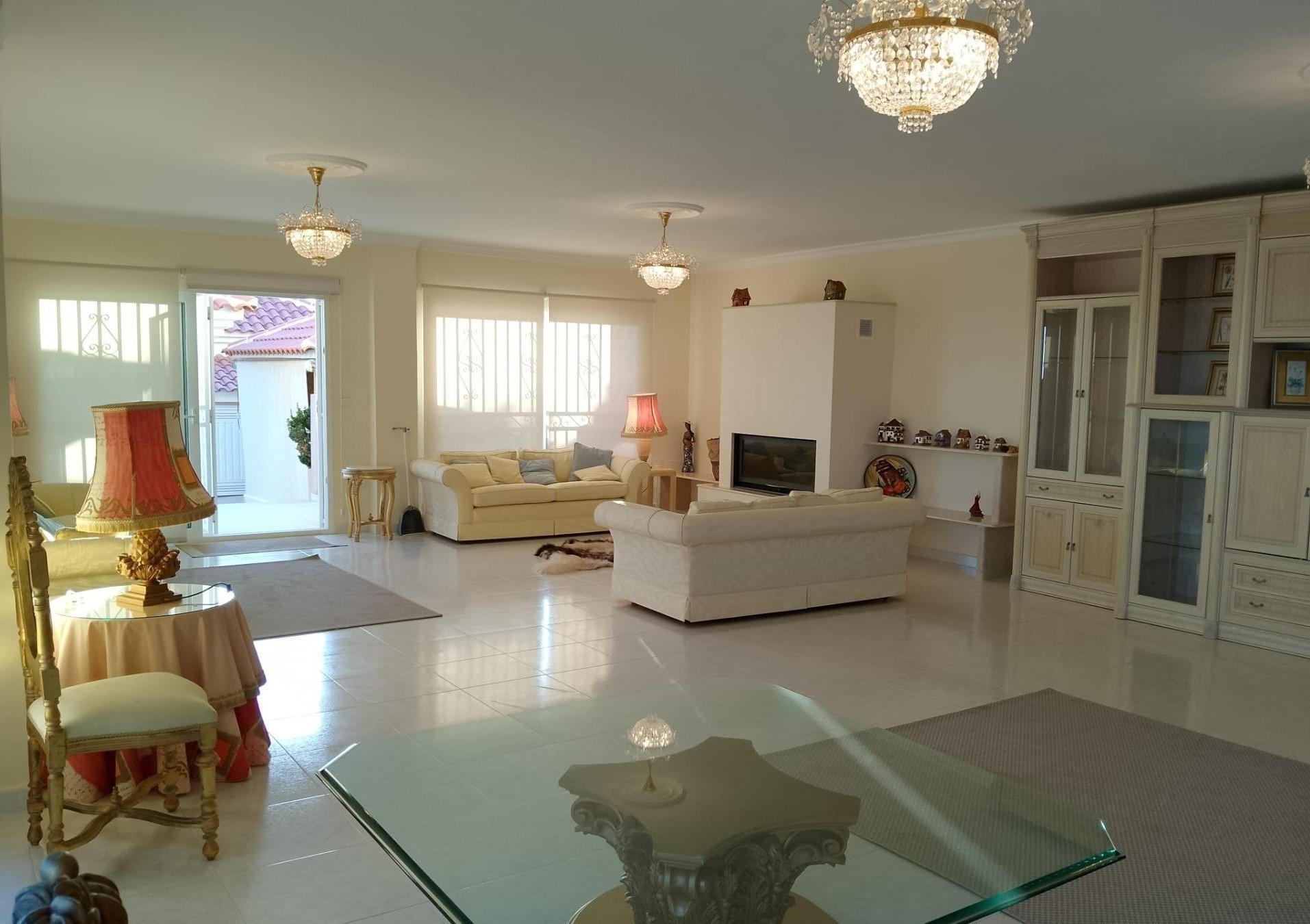 Bathroom in villa for sale in Puerto de Mazarron