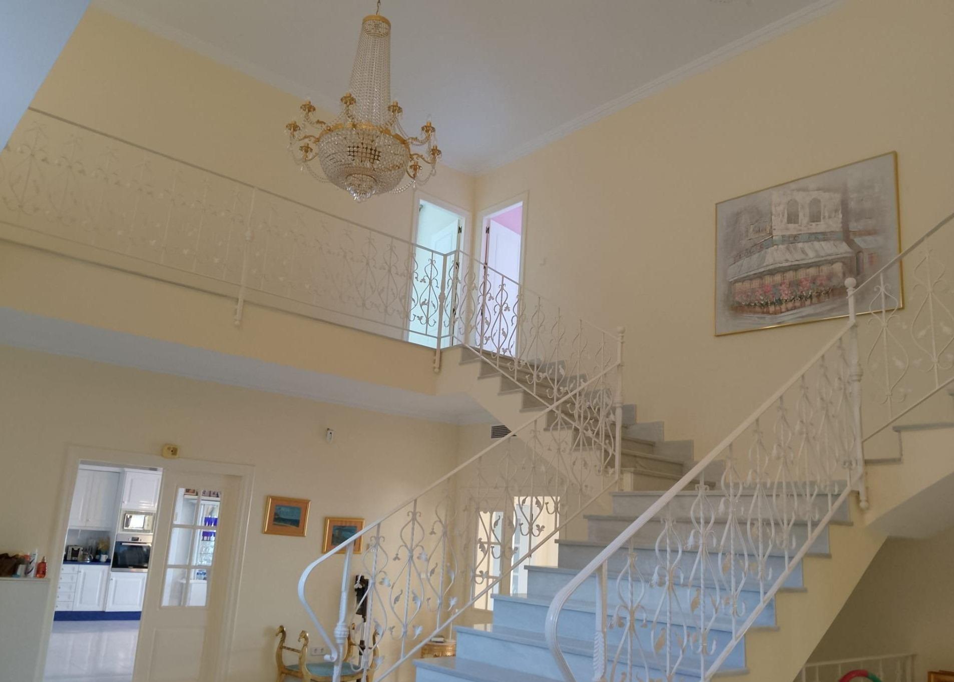 Terrace in villa for sale in Puerto de Mazarron