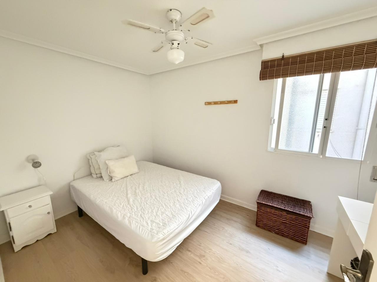 Master bedroom in apartment for sale in Torrevieja
