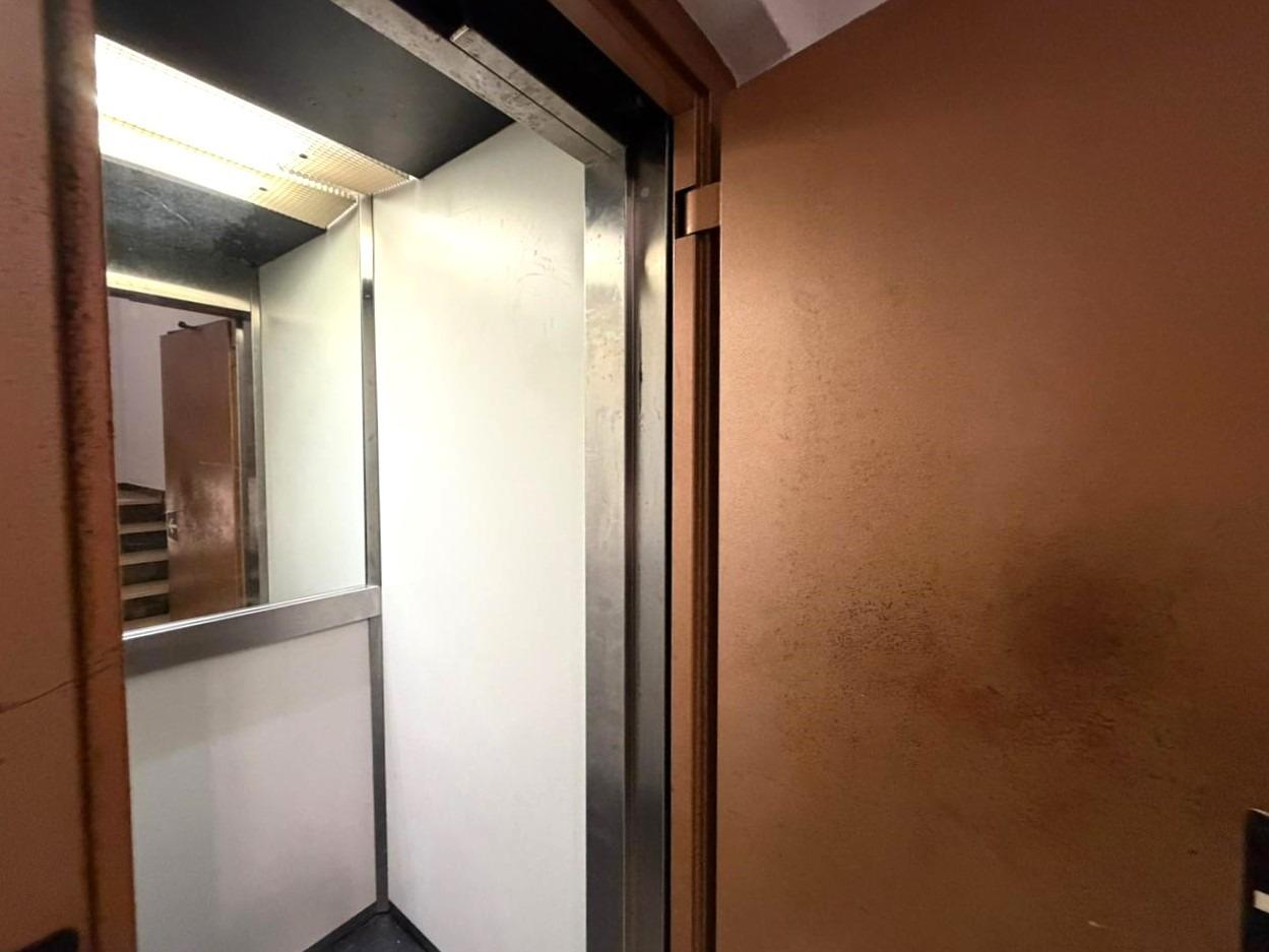 Bathroom in apartment for sale in Torrevieja