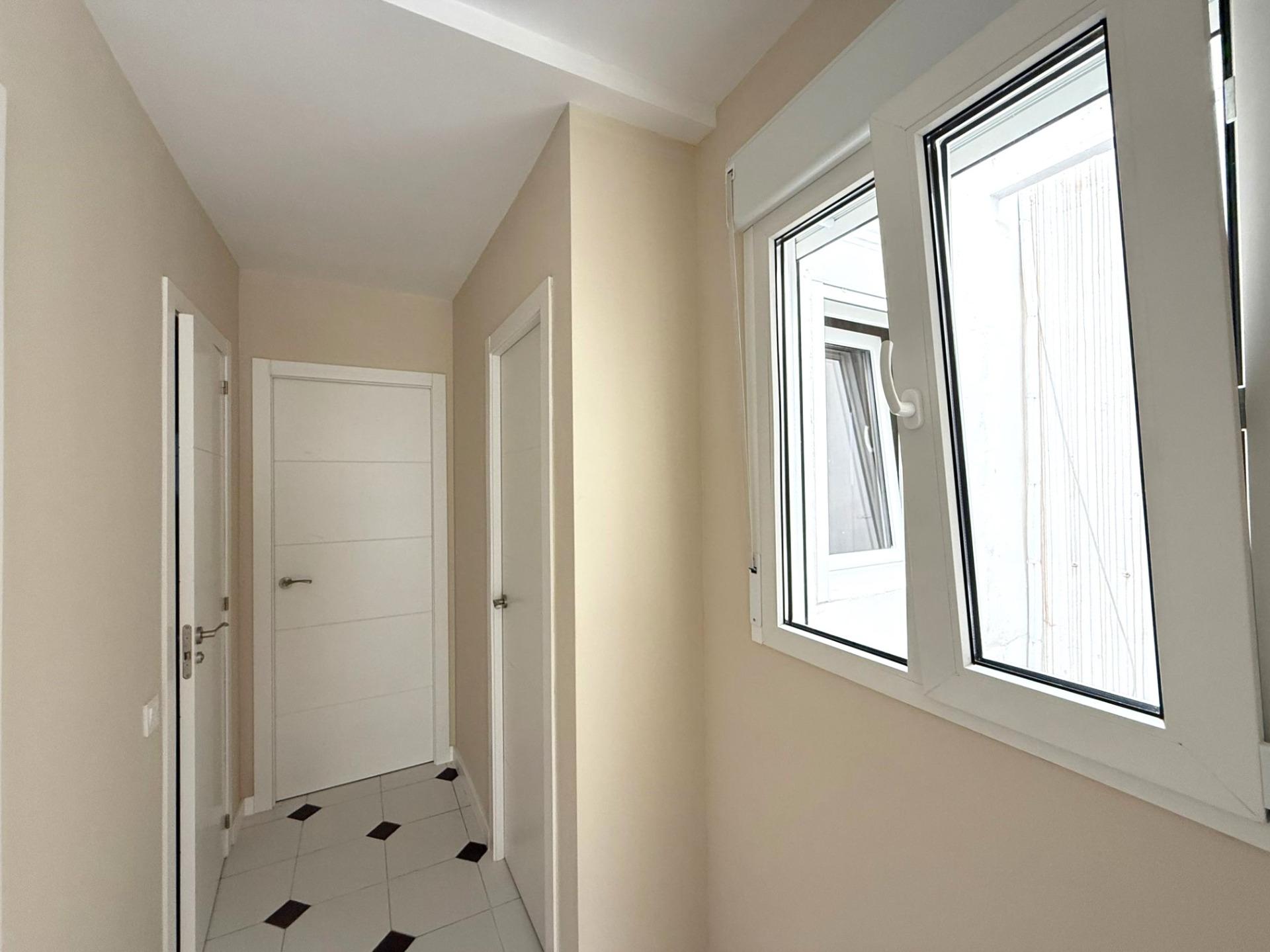 Terrace in apartment for sale in Torrevieja