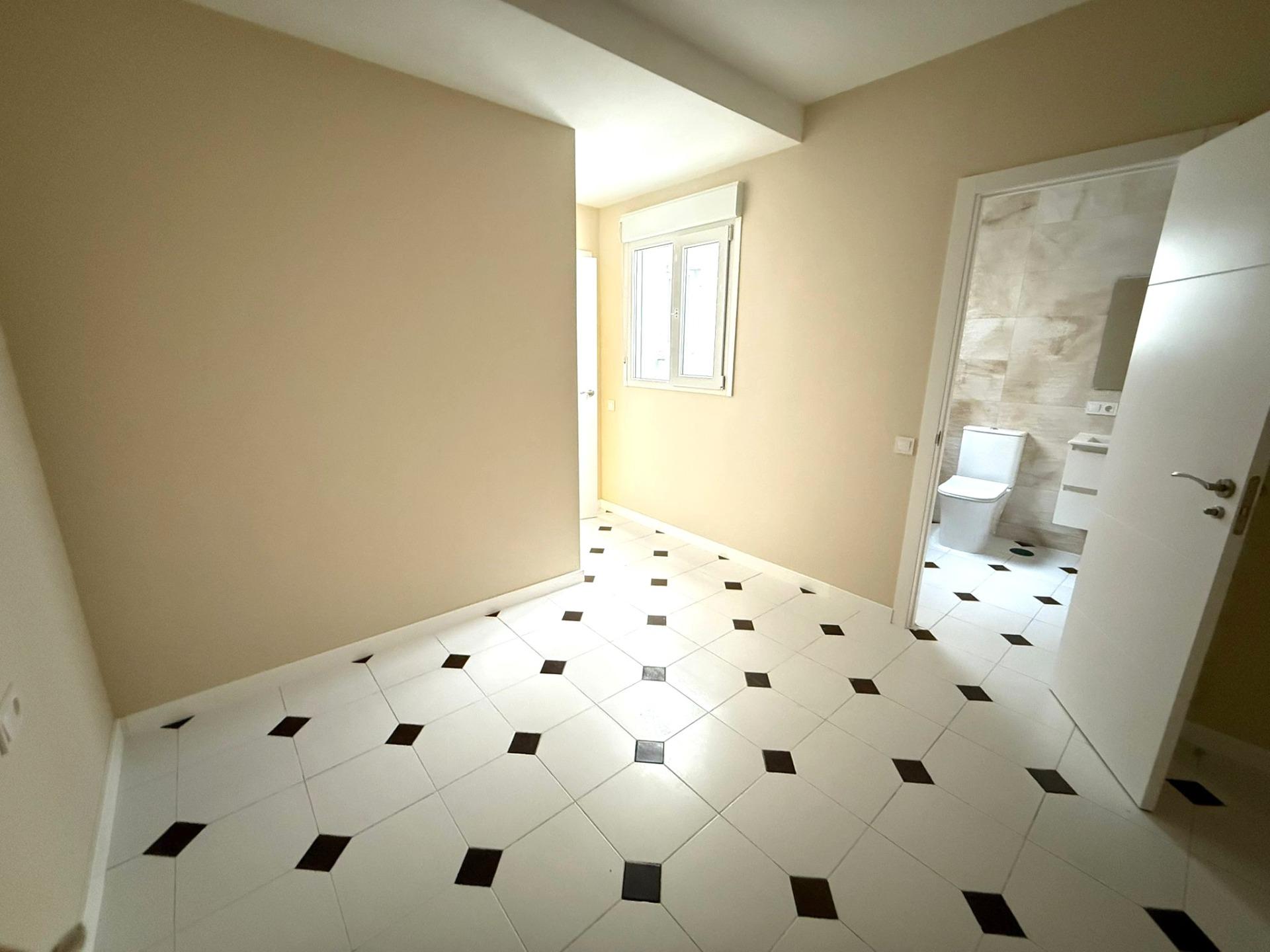 Pool area in apartment for sale in Torrevieja