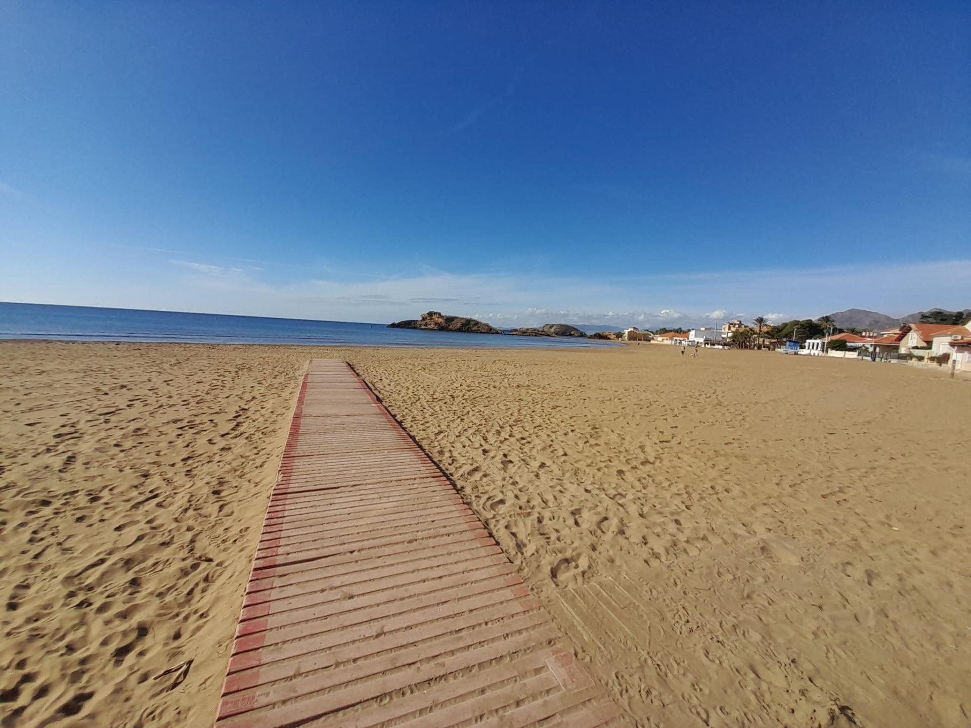 Dining area in duplex for sale in Puerto de Mazarron