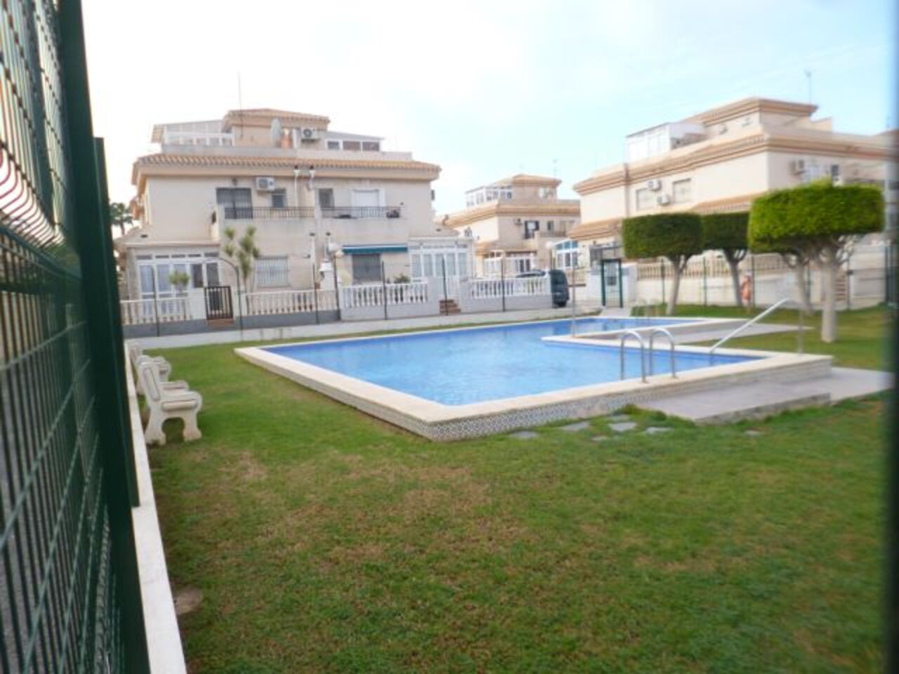 A Fabulous 3 bedroom detached Villa located in Playa Flamenca, south facing with private garden, pot