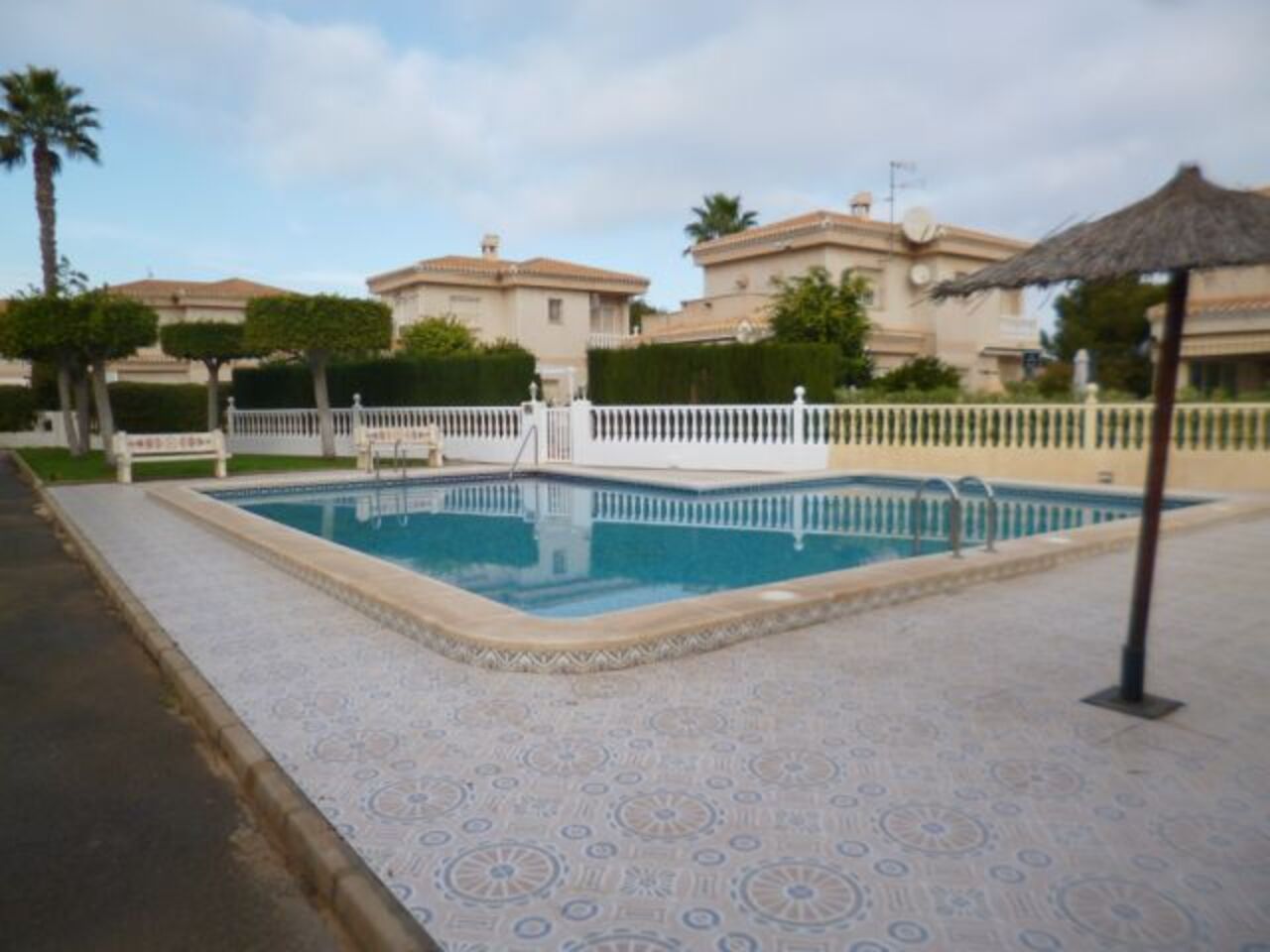 Kitchen in villa for sale in Playa Flamenca