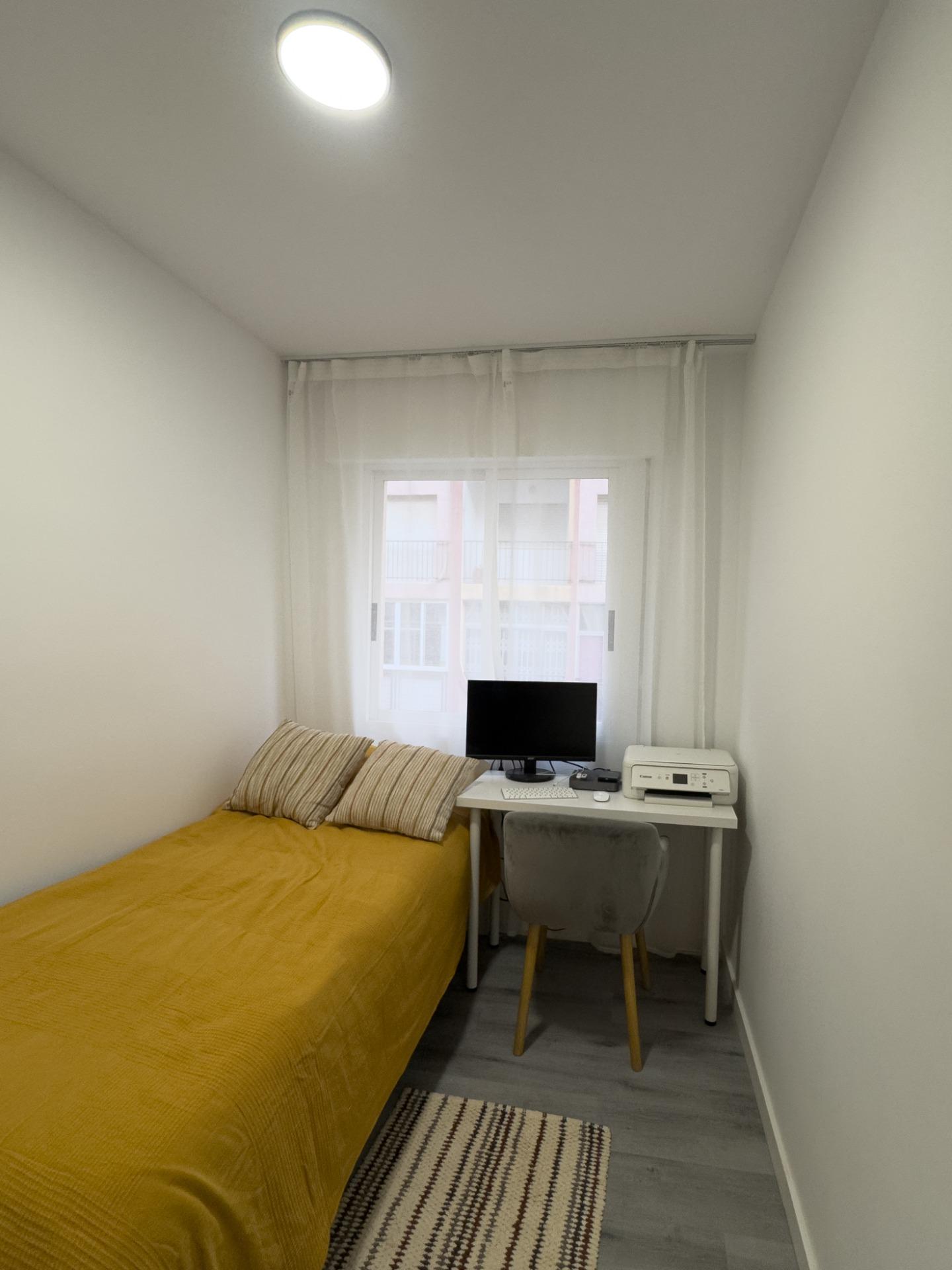 Kitchen in apartment for sale in Torrevieja