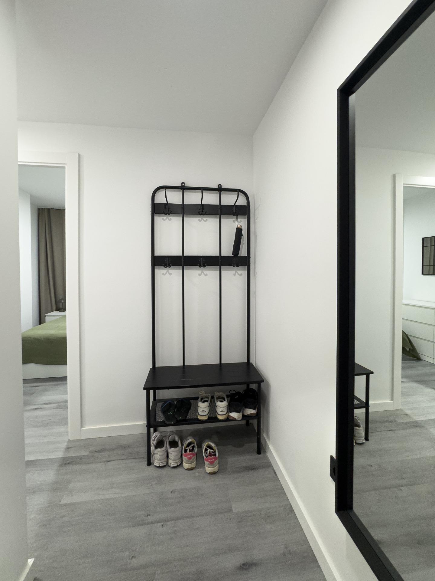 Bedroom in apartment for sale in Torrevieja