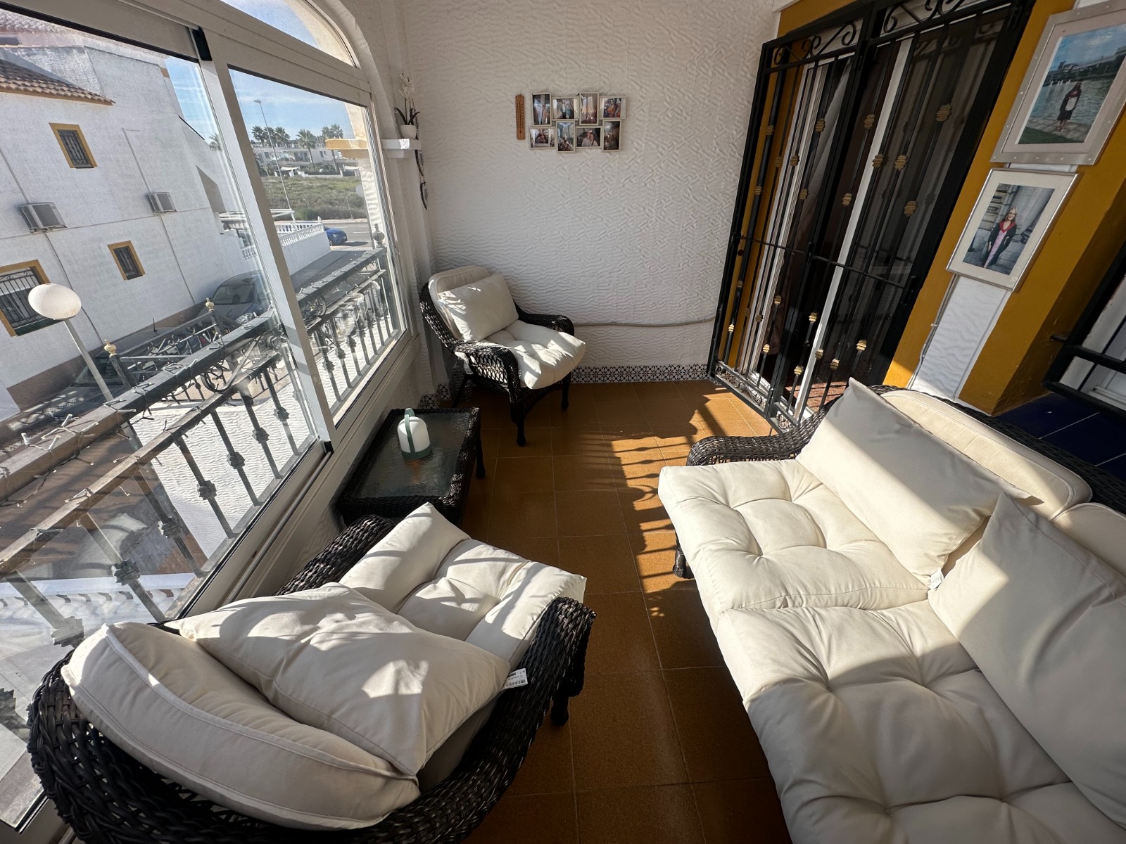 Master bedroom in apartment for sale in Orihuela
