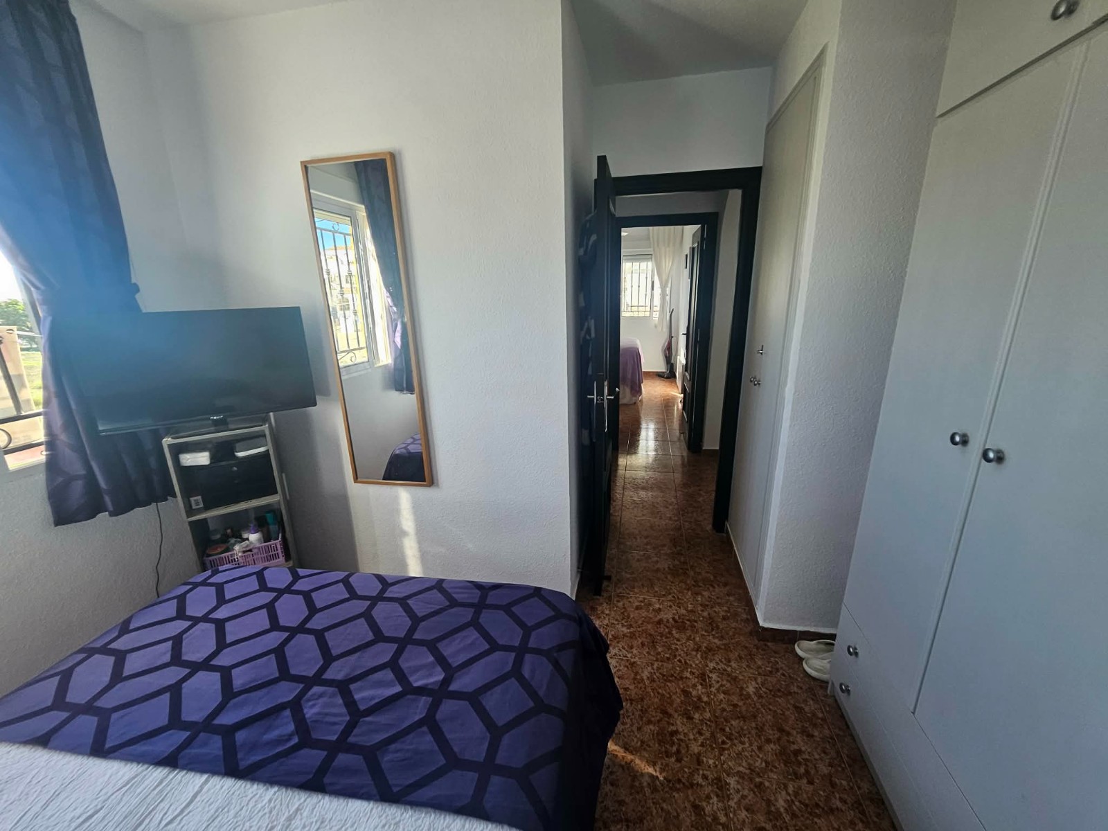 Bedroom in apartment for sale in Orihuela