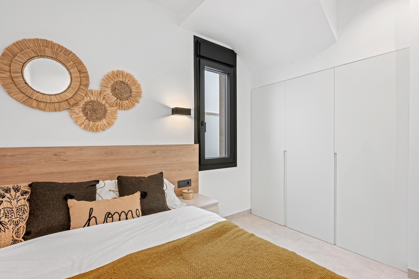 Master bedroom in villa for sale in Orihuela Costa