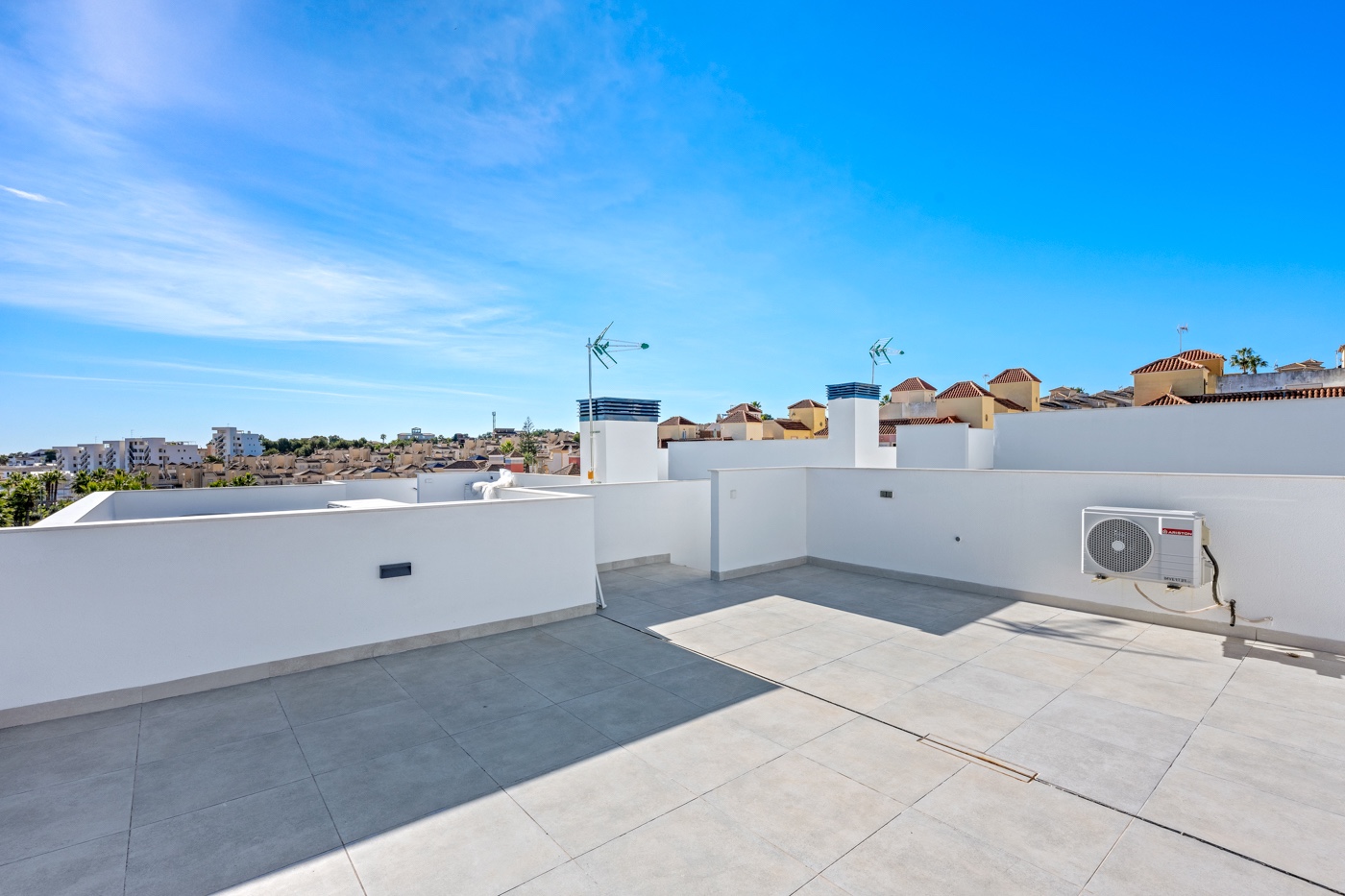Terrace in villa for sale in Orihuela Costa