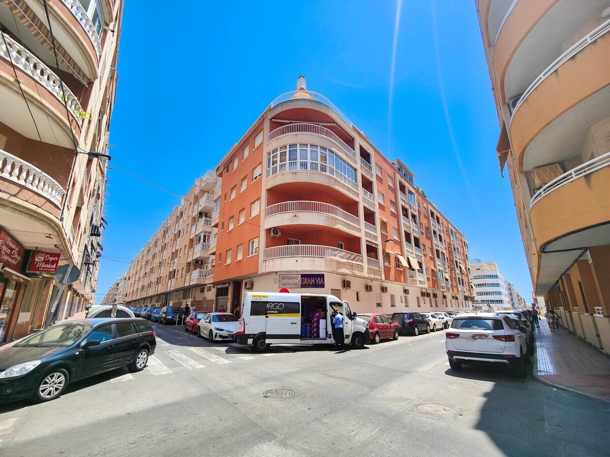 Kitchen in penthouse for sale in Torrevieja