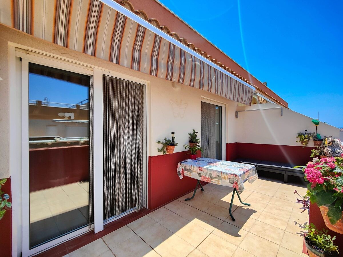 Pool area in penthouse for sale in Torrevieja