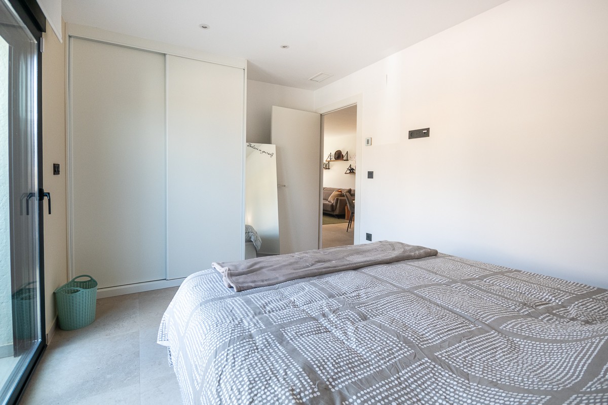 Living room in apartment for sale in Algorfa