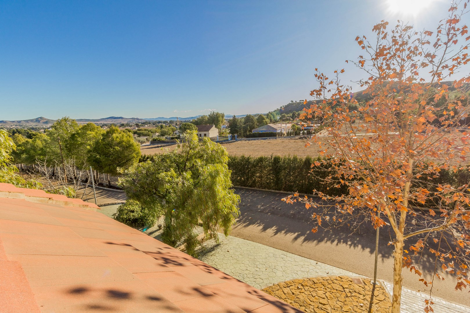 Master bedroom in villa for sale in Yecla