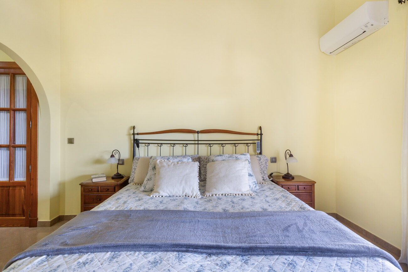 Garden in villa for sale in Torrevieja