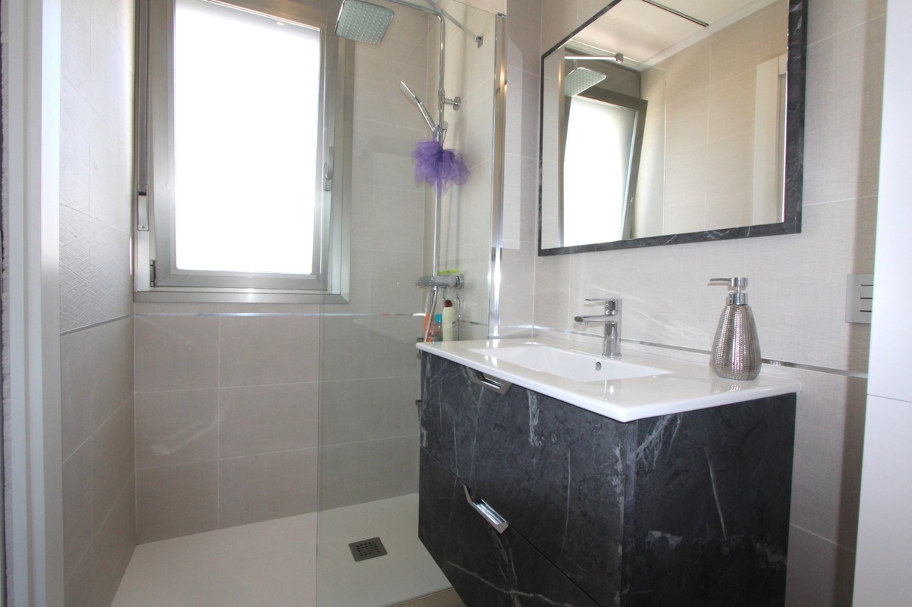 Pool area in villa for sale in Villamartin