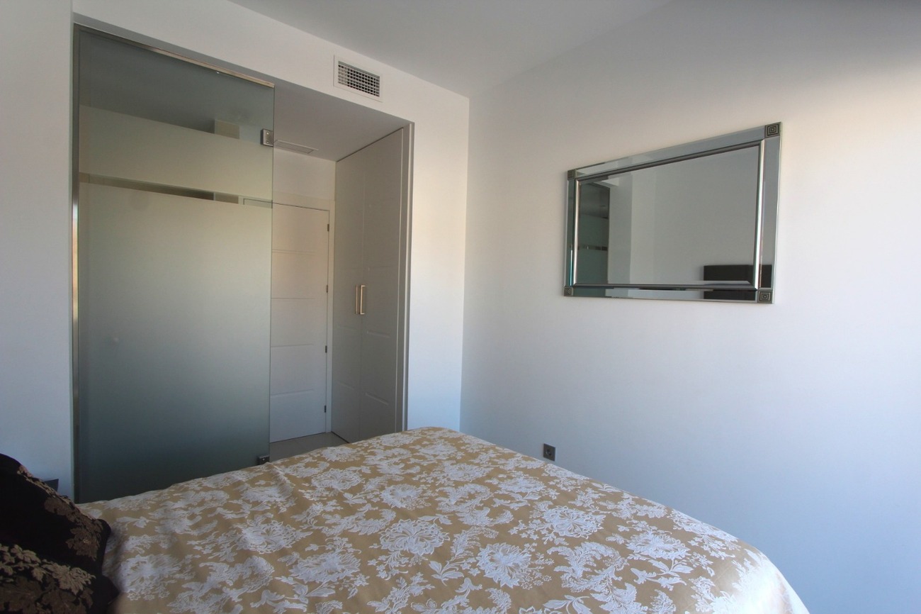 Bedroom in villa for sale in Villamartin