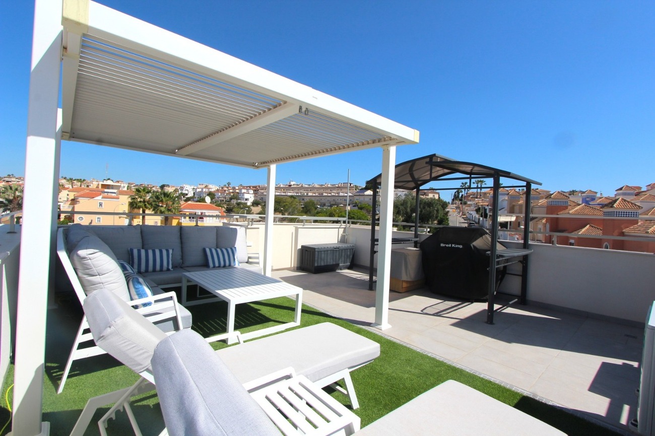 Kitchen in villa for sale in Villamartin