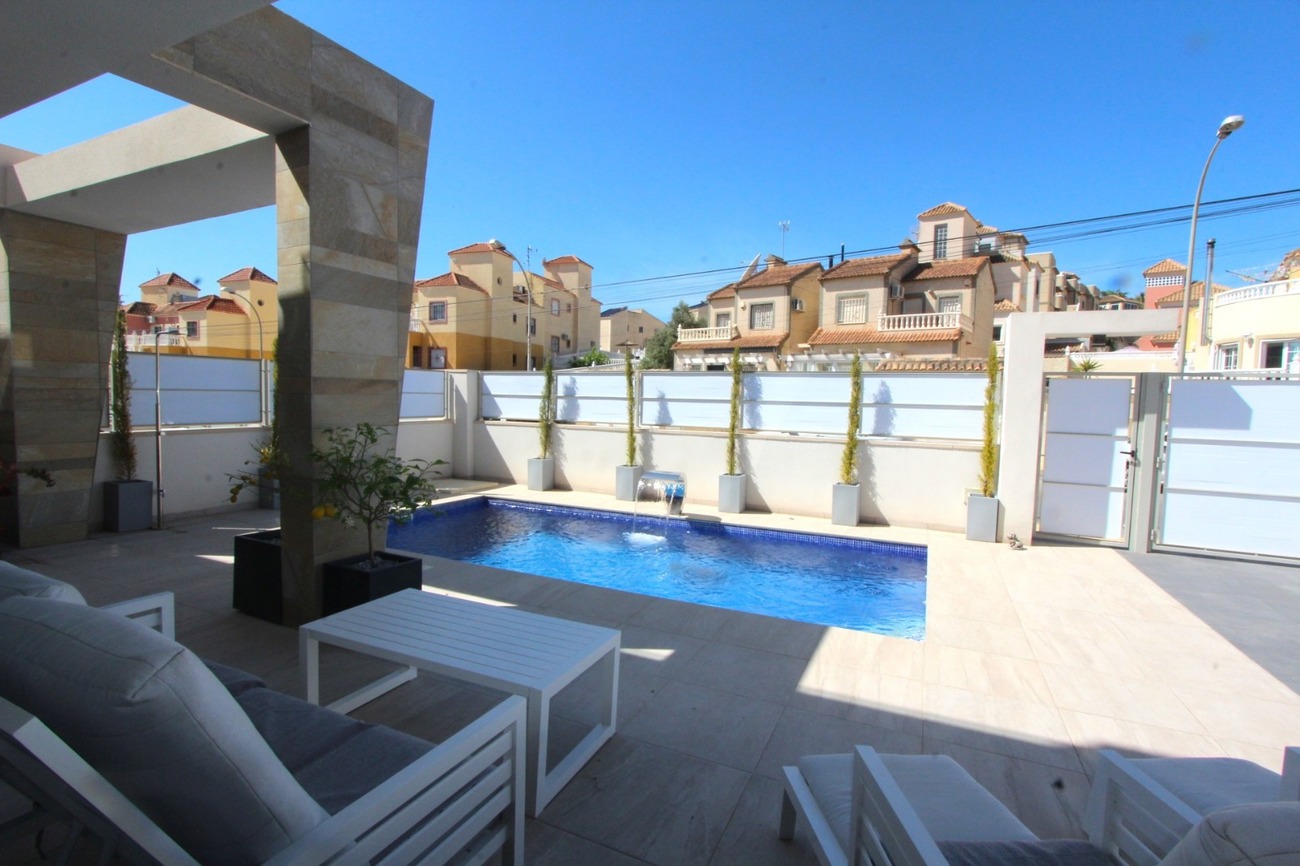 Completed in 2022, this fabulous 3 bed (potentially 5), 4 bath contemporary style new-build villa is