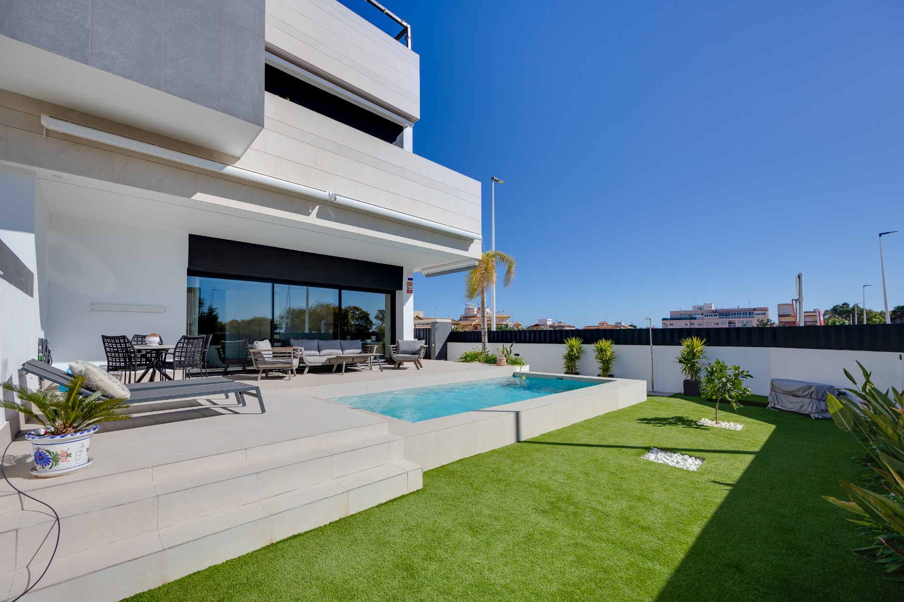 Terrace in bungalow for sale in Pilar de La Horadada