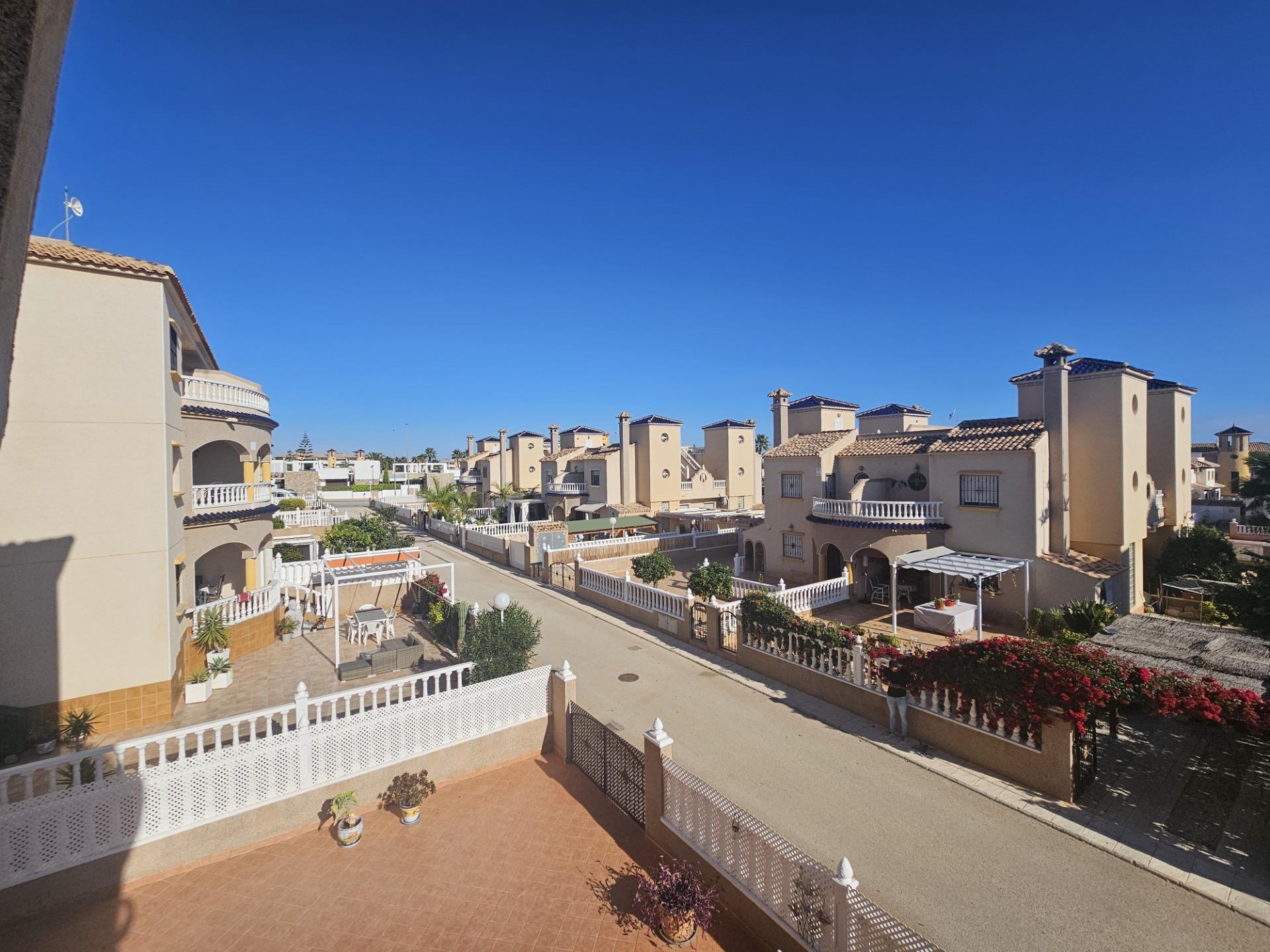 Kitchen in apartment for sale in Orihuela Costa