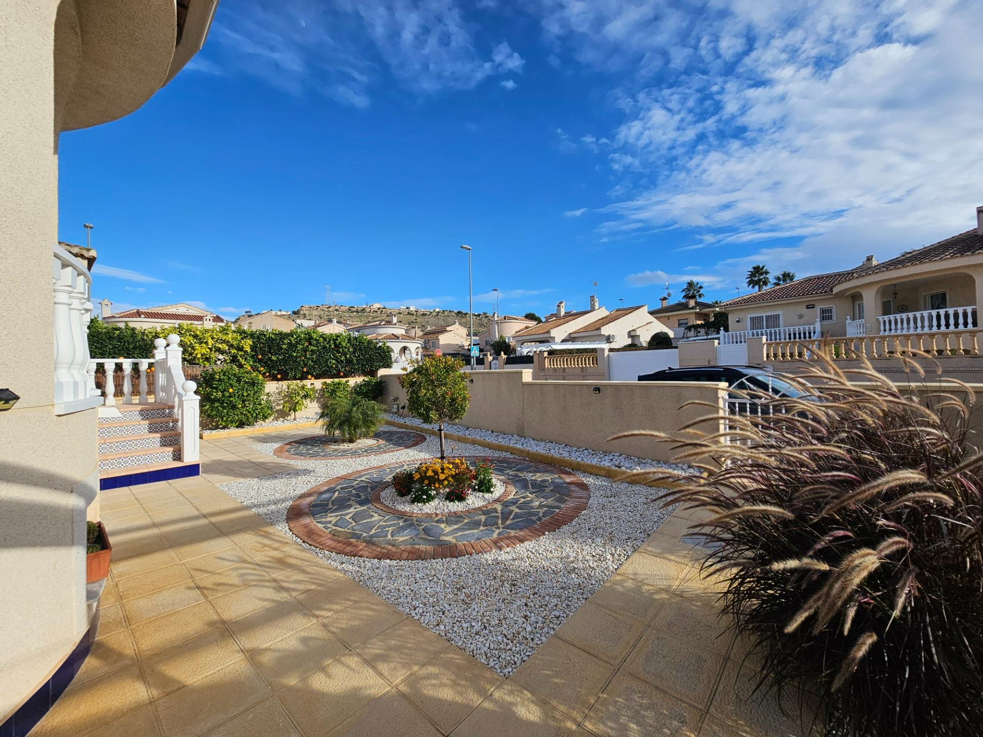 Exterior view in villa for sale in Benijofar