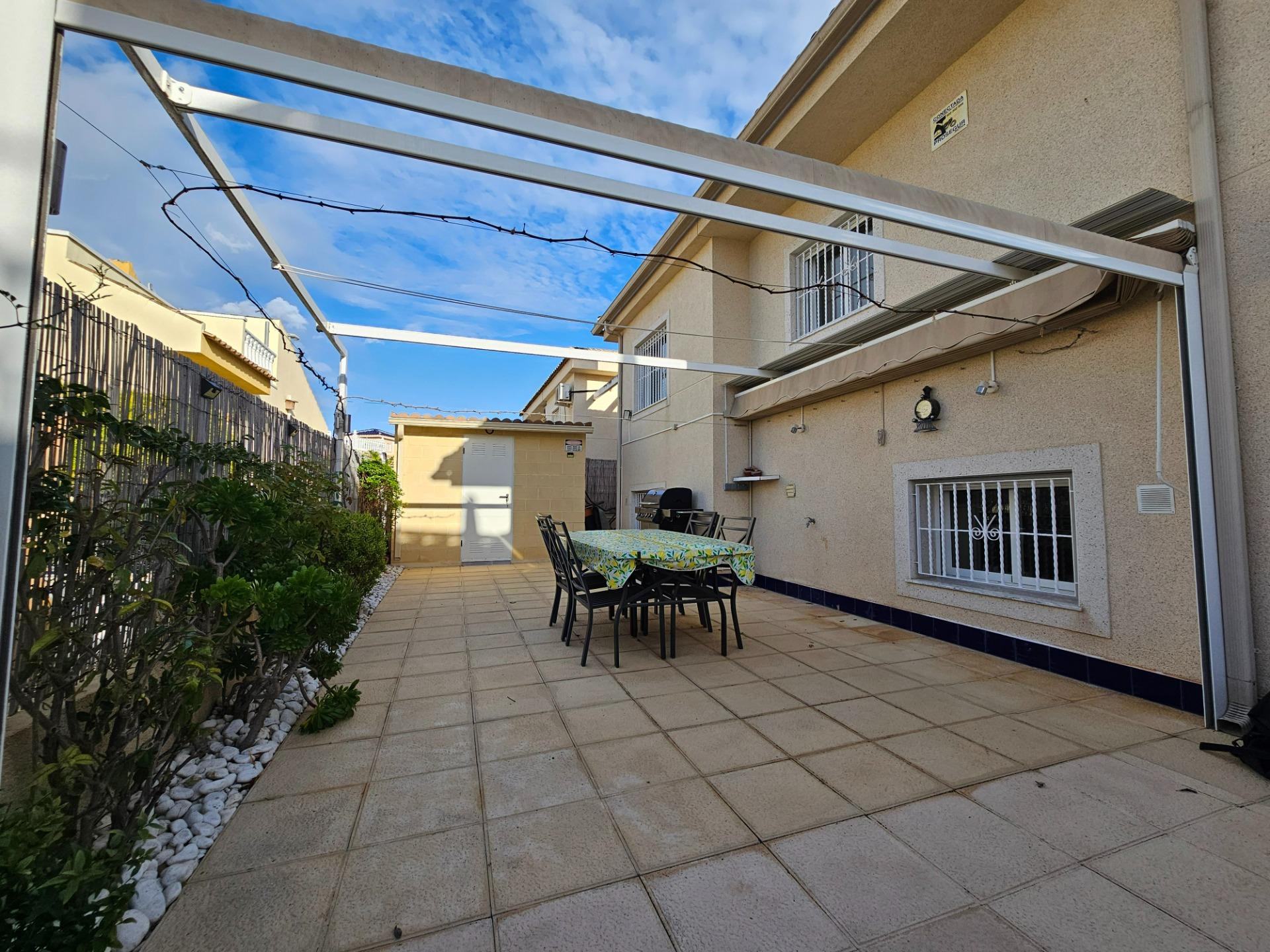 Kitchen in villa for sale in Benijofar