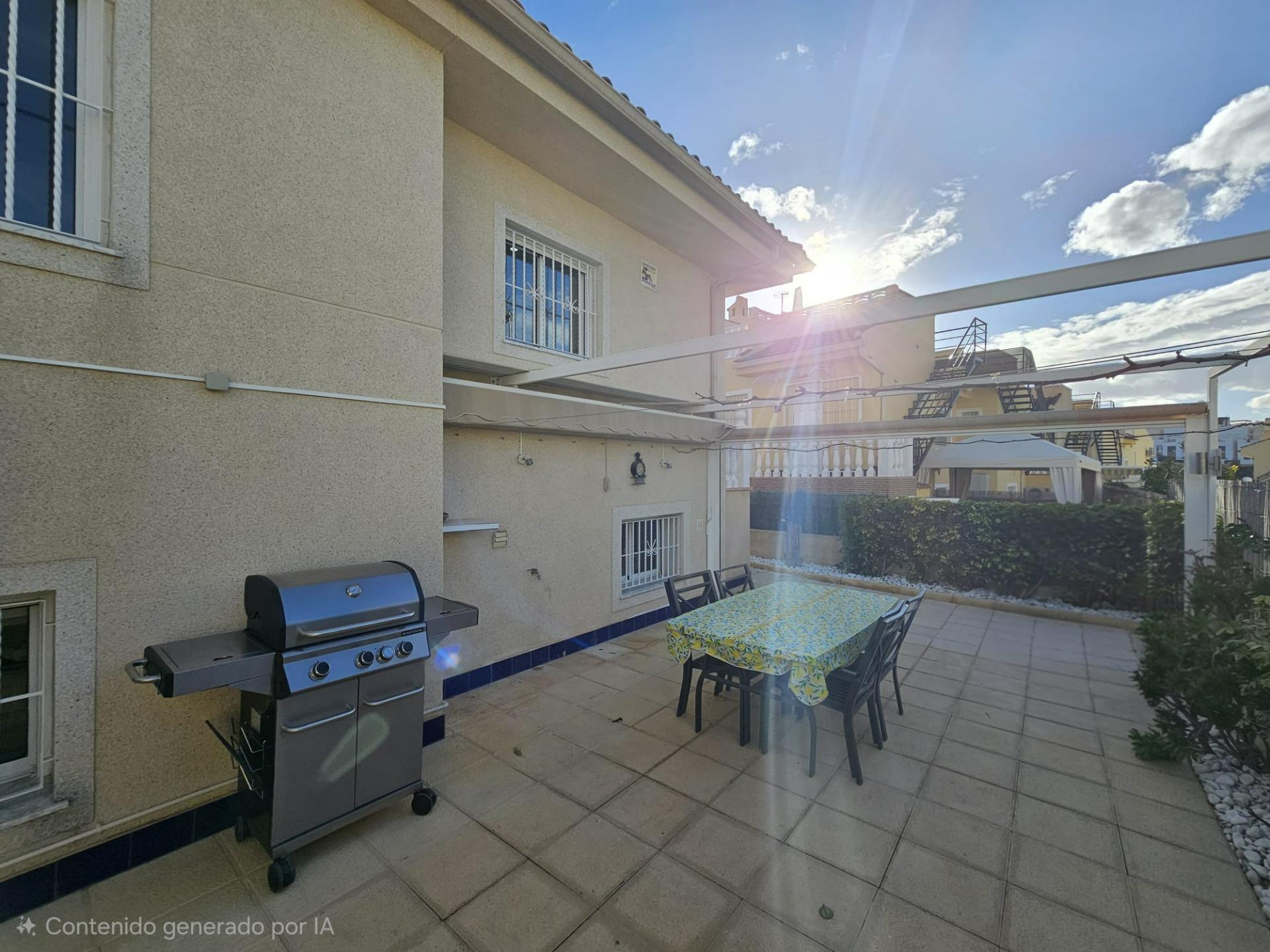 Master bedroom in villa for sale in Benijofar