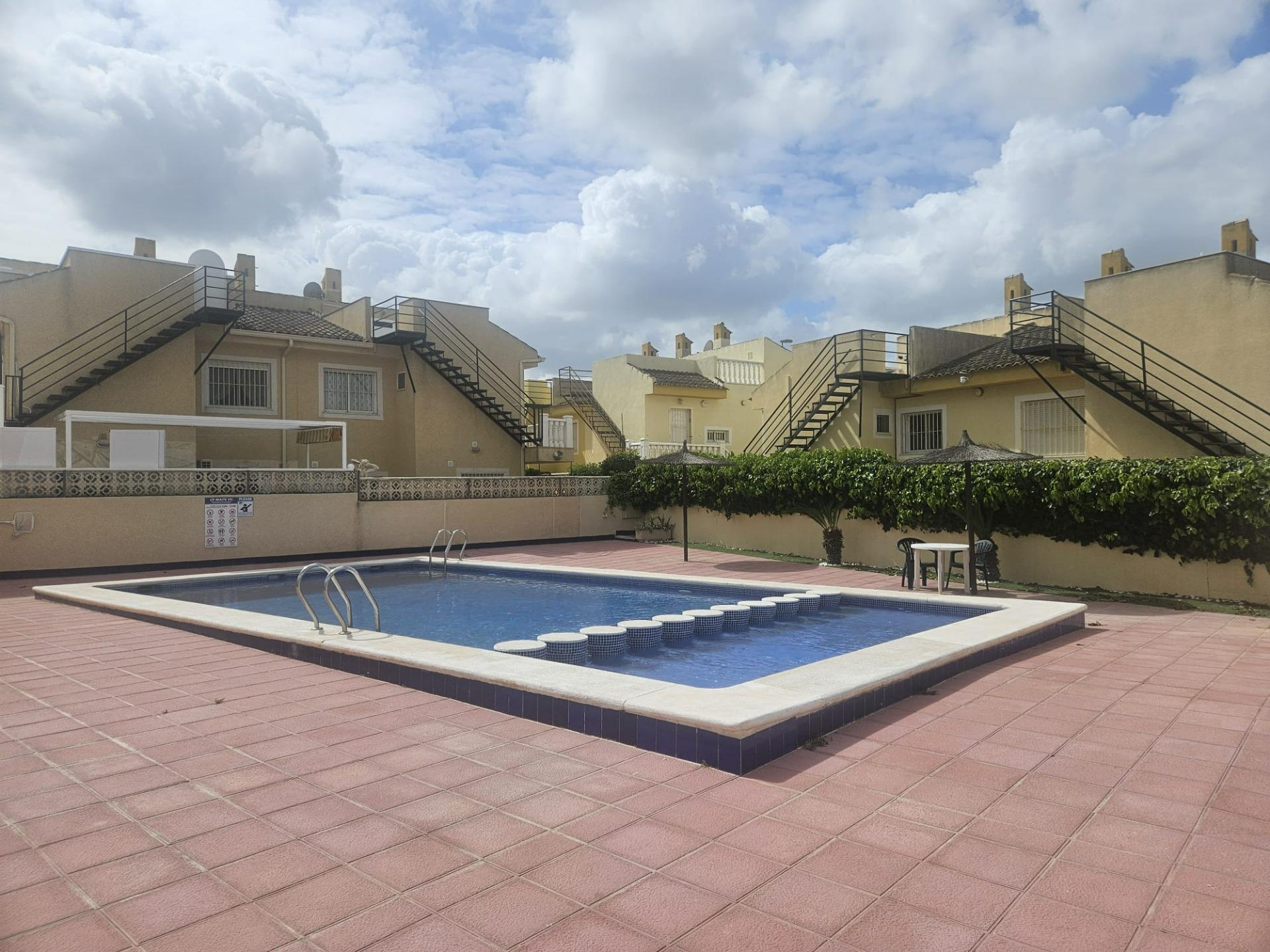 Terrace in villa for sale in Benijofar