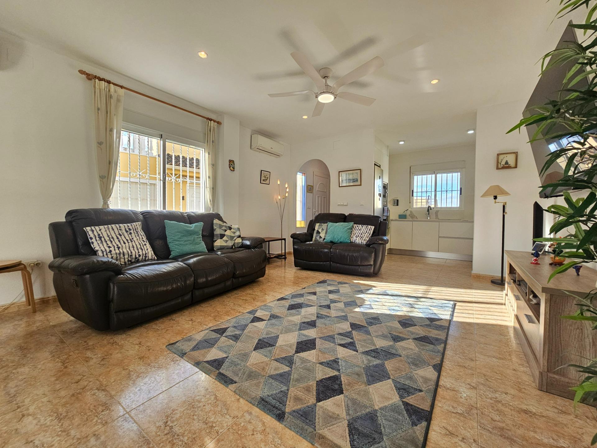 Terrace in villa for sale in Benijofar