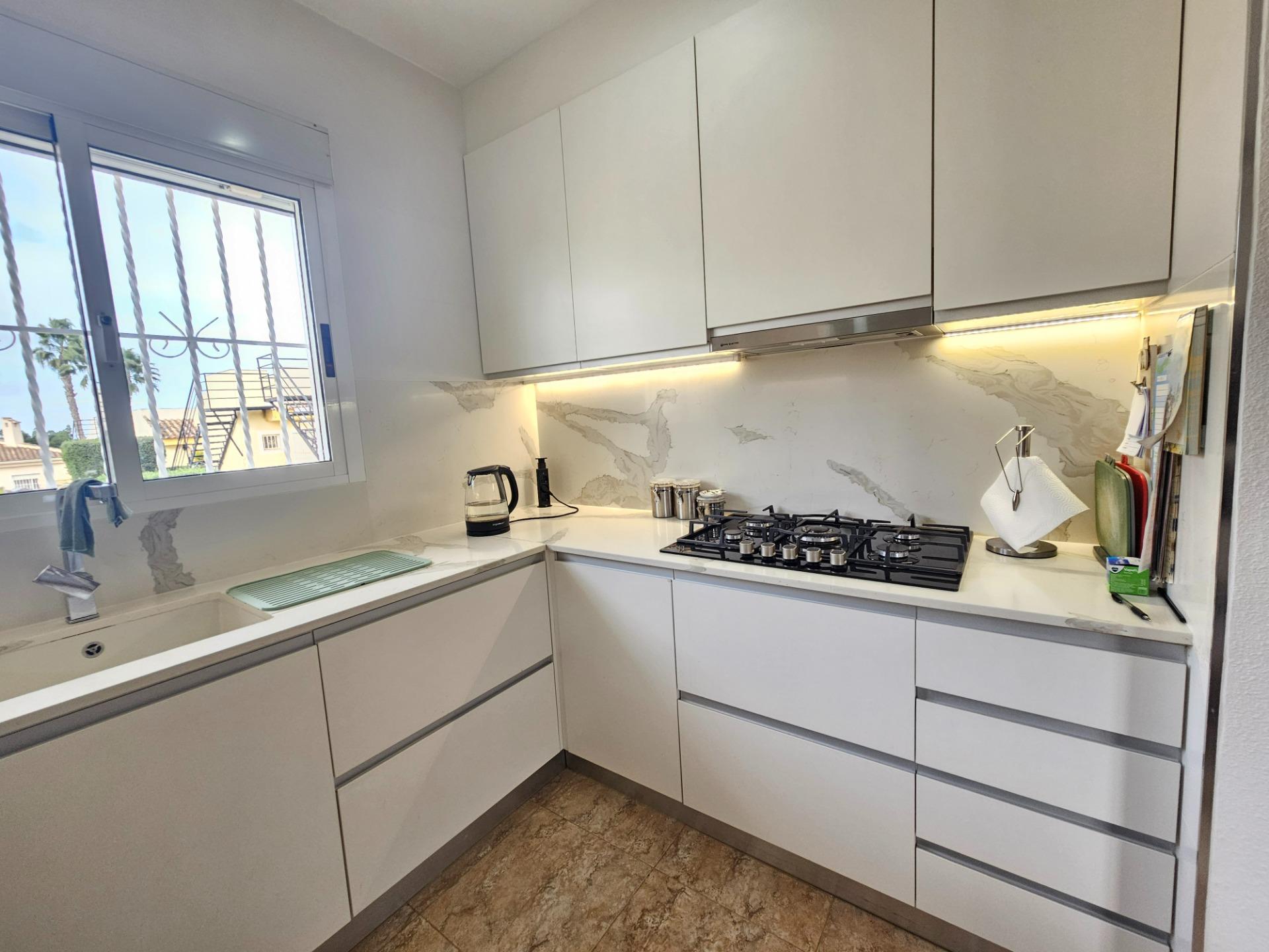 Bedroom in villa for sale in Benijofar