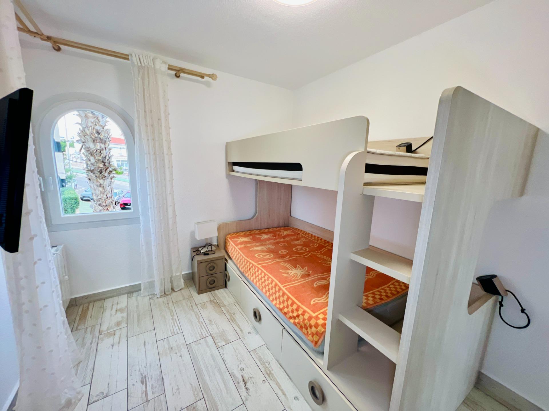 Terrace in apartment for sale in Torrevieja