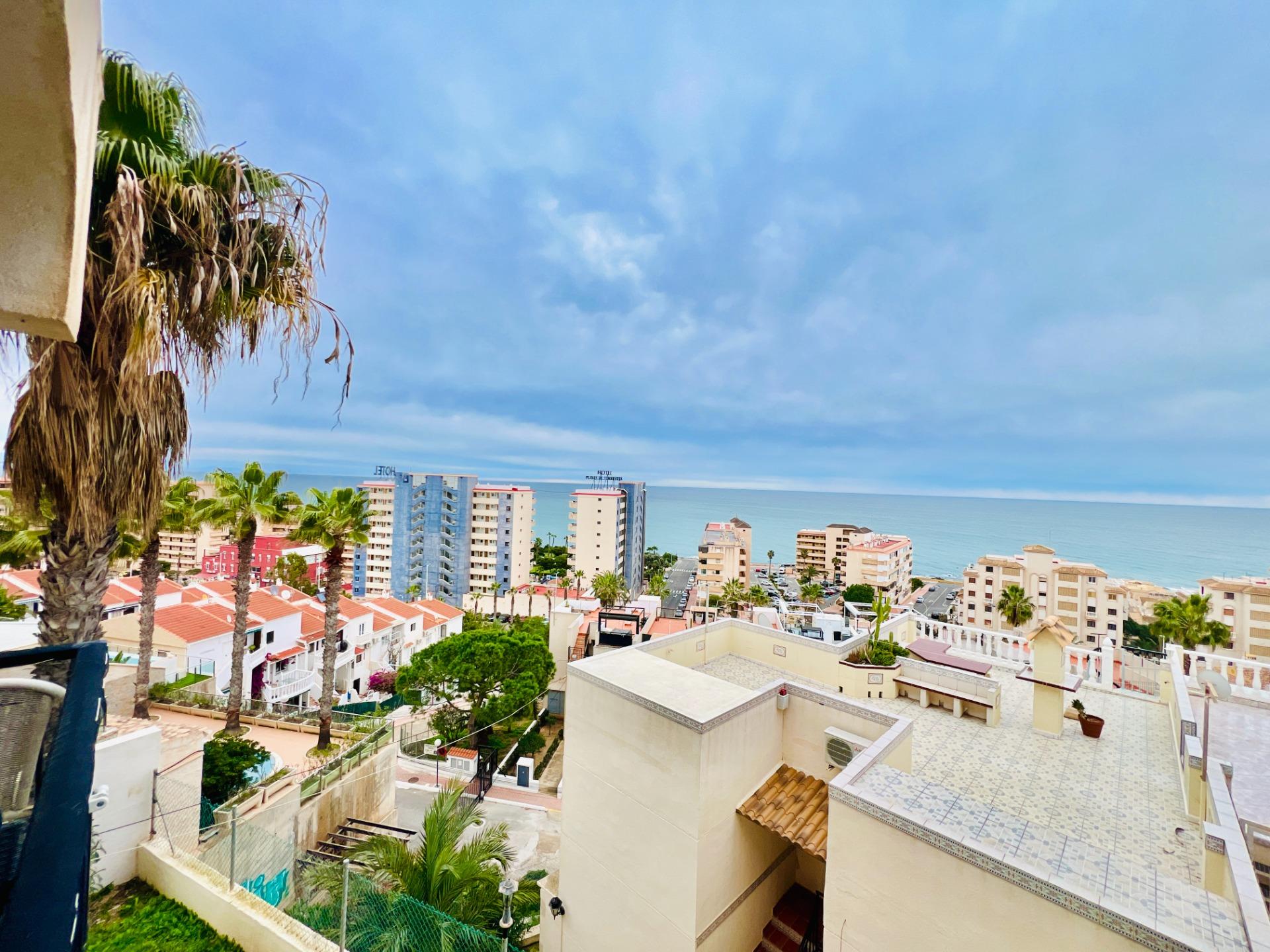 Terrace in apartment for sale in Torrevieja