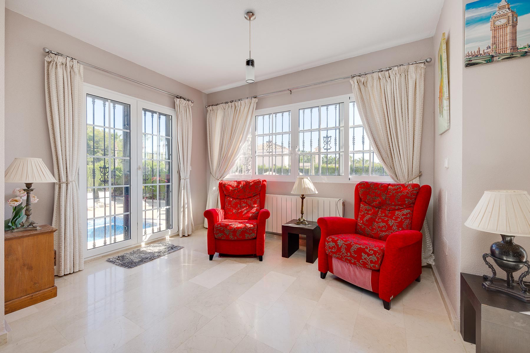 Exterior view in villa for sale in Orihuela Costa