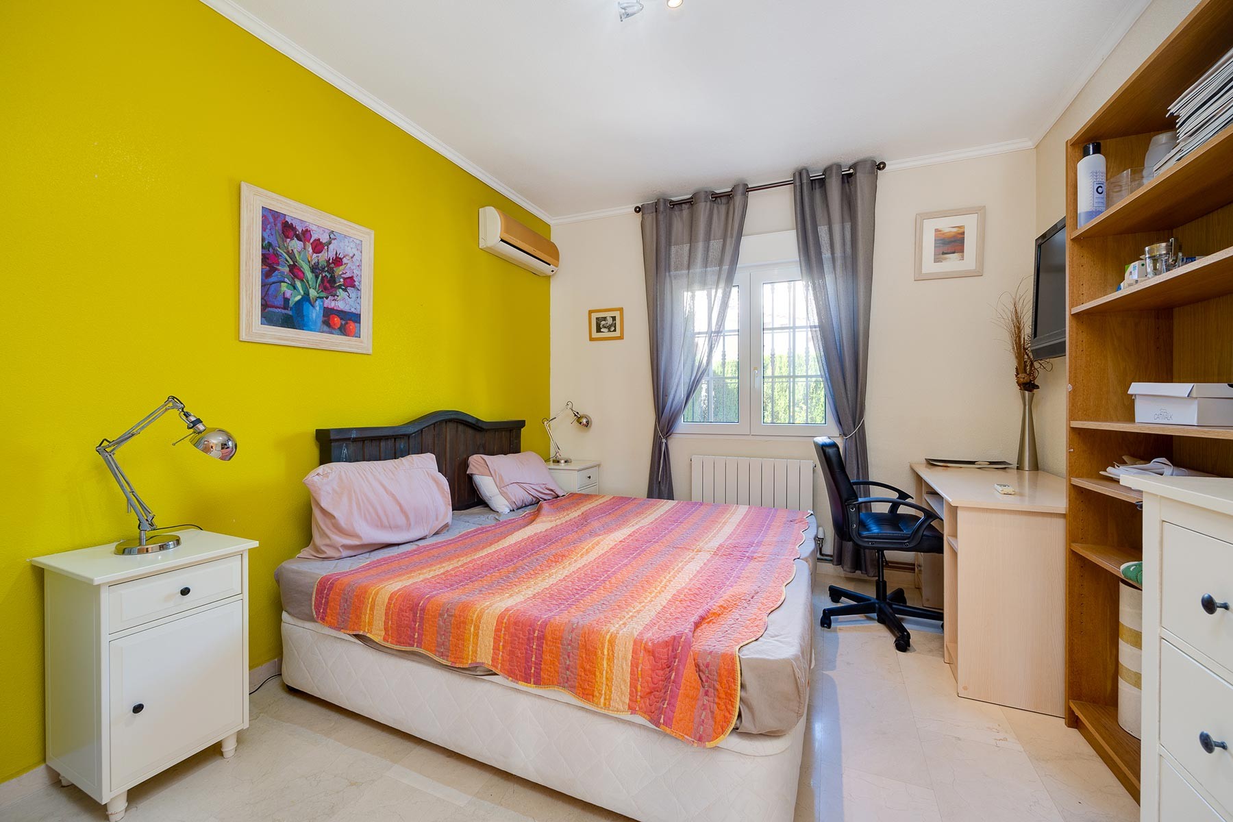 Exterior view in villa for sale in Orihuela Costa