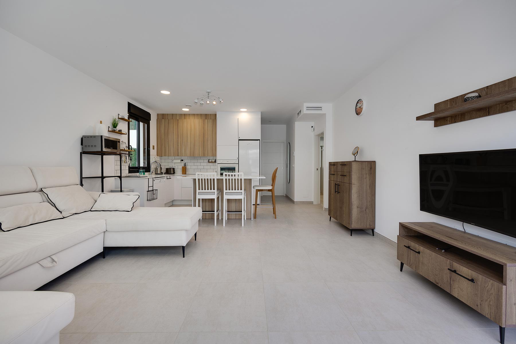 Terrace in villa for sale in Pinar de Campoverde