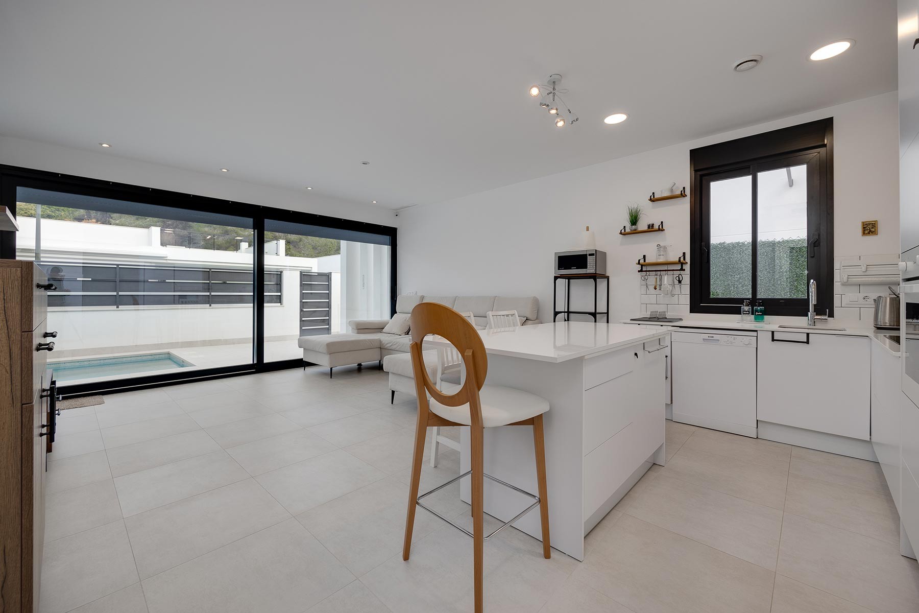 Pool area in villa for sale in Pinar de Campoverde