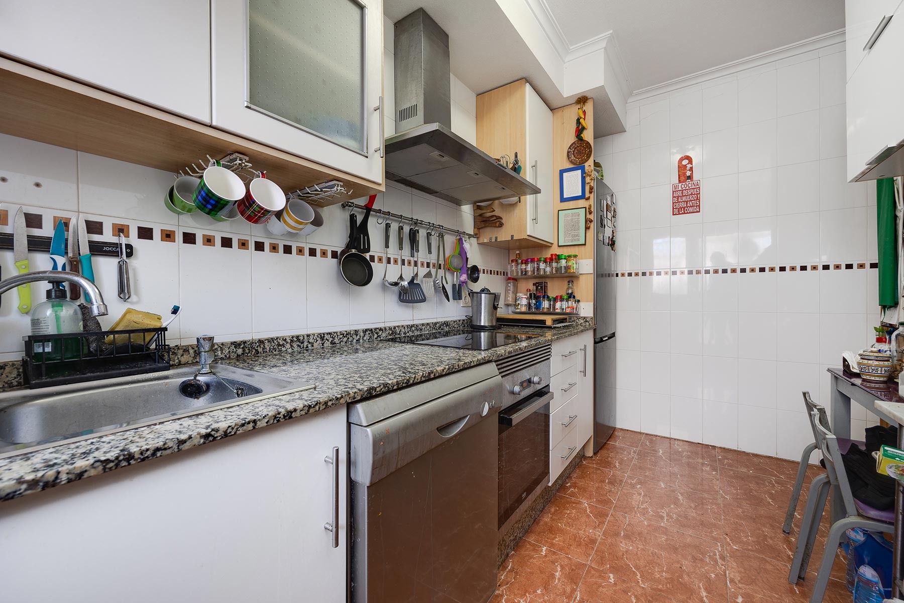 Kitchen in villa for sale in Orihuela Costa