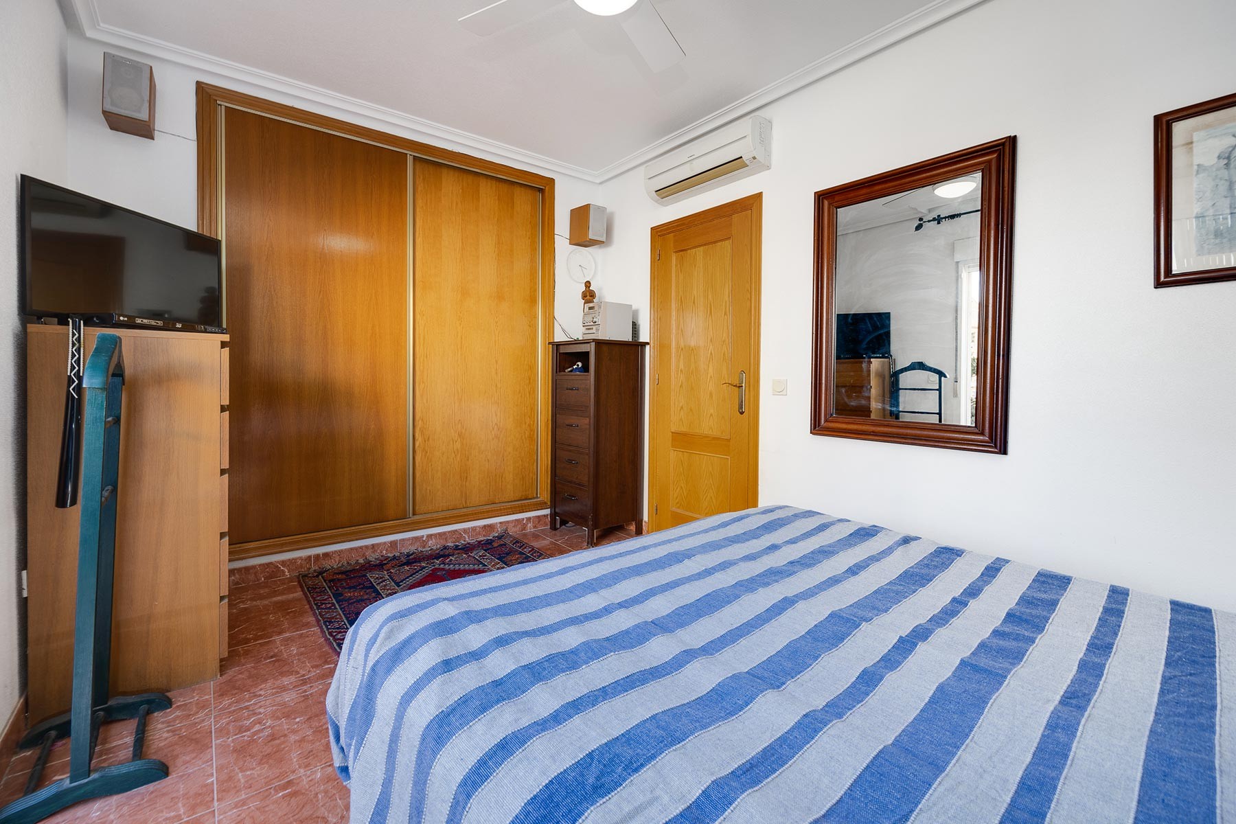 Terrace in villa for sale in Orihuela Costa
