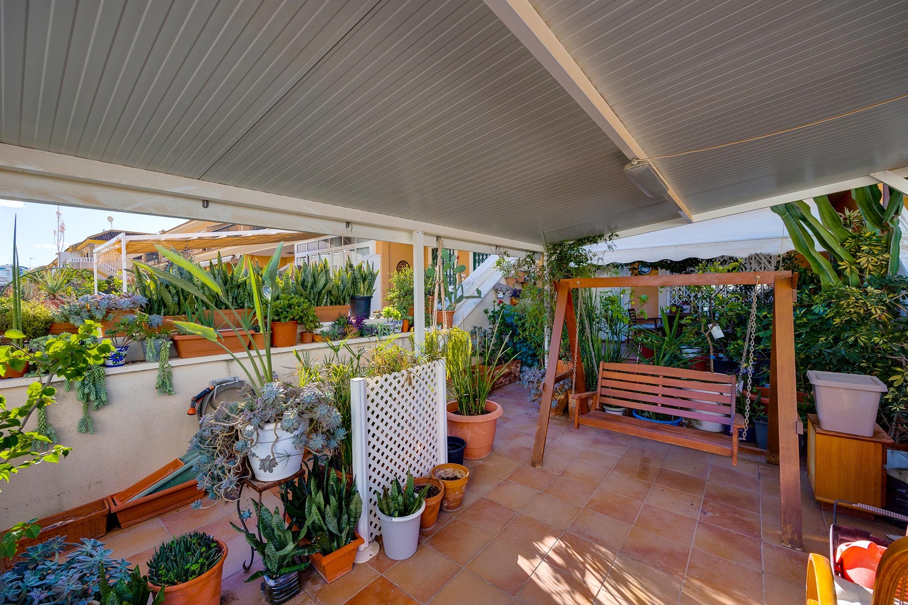Dining area in villa for sale in Orihuela Costa