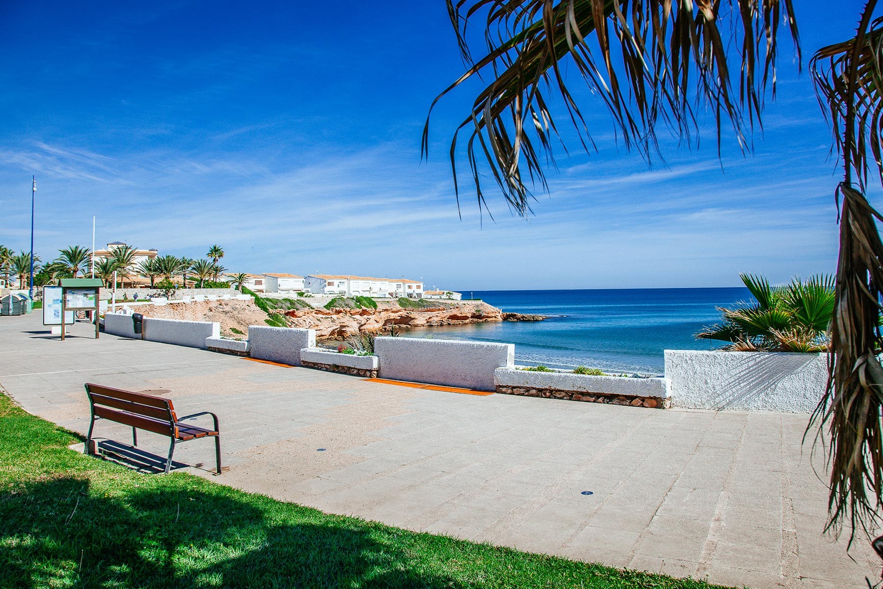 Bedroom in villa for sale in Orihuela Costa