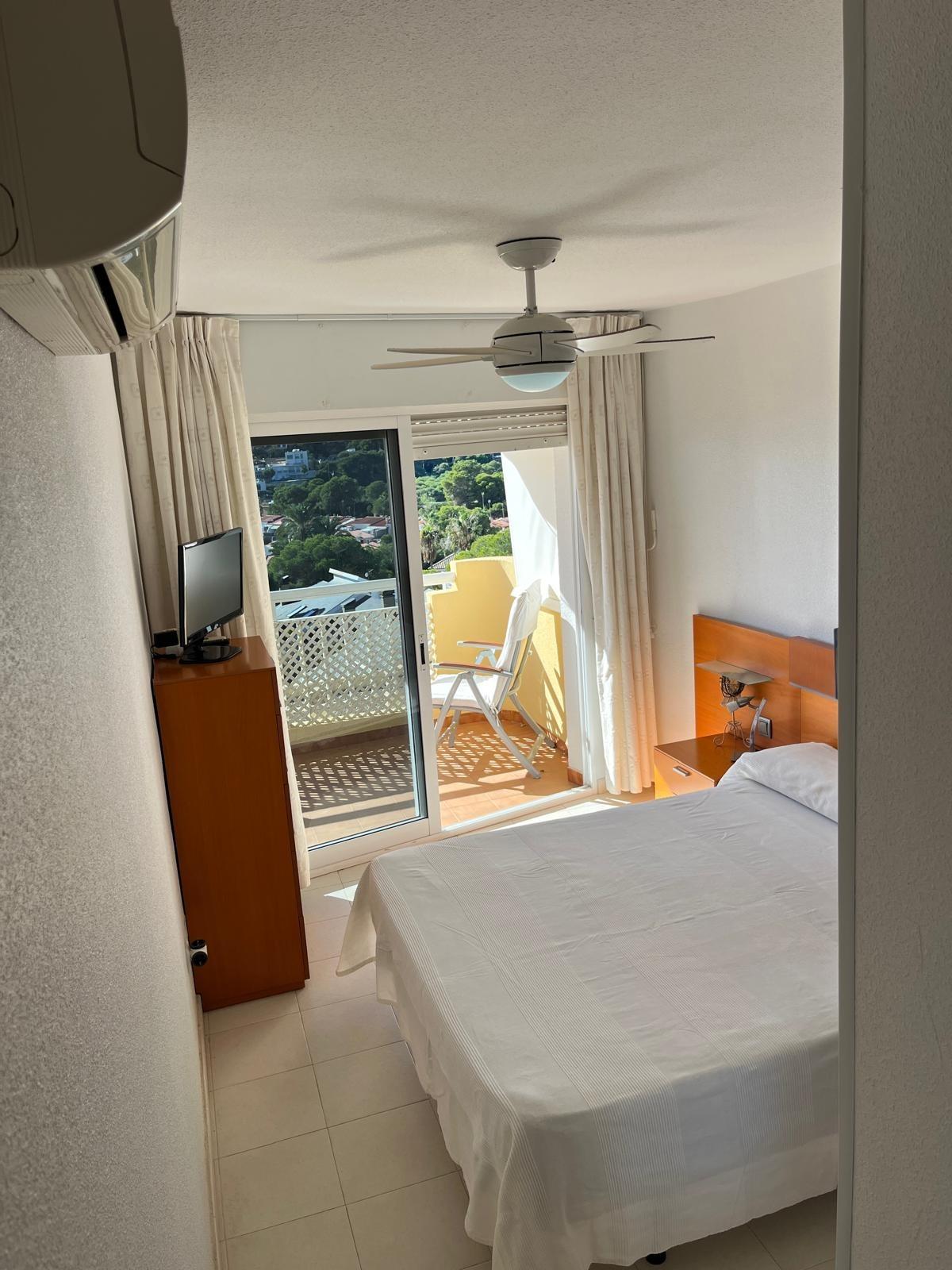 Garden in apartment for sale in Orihuela Costa