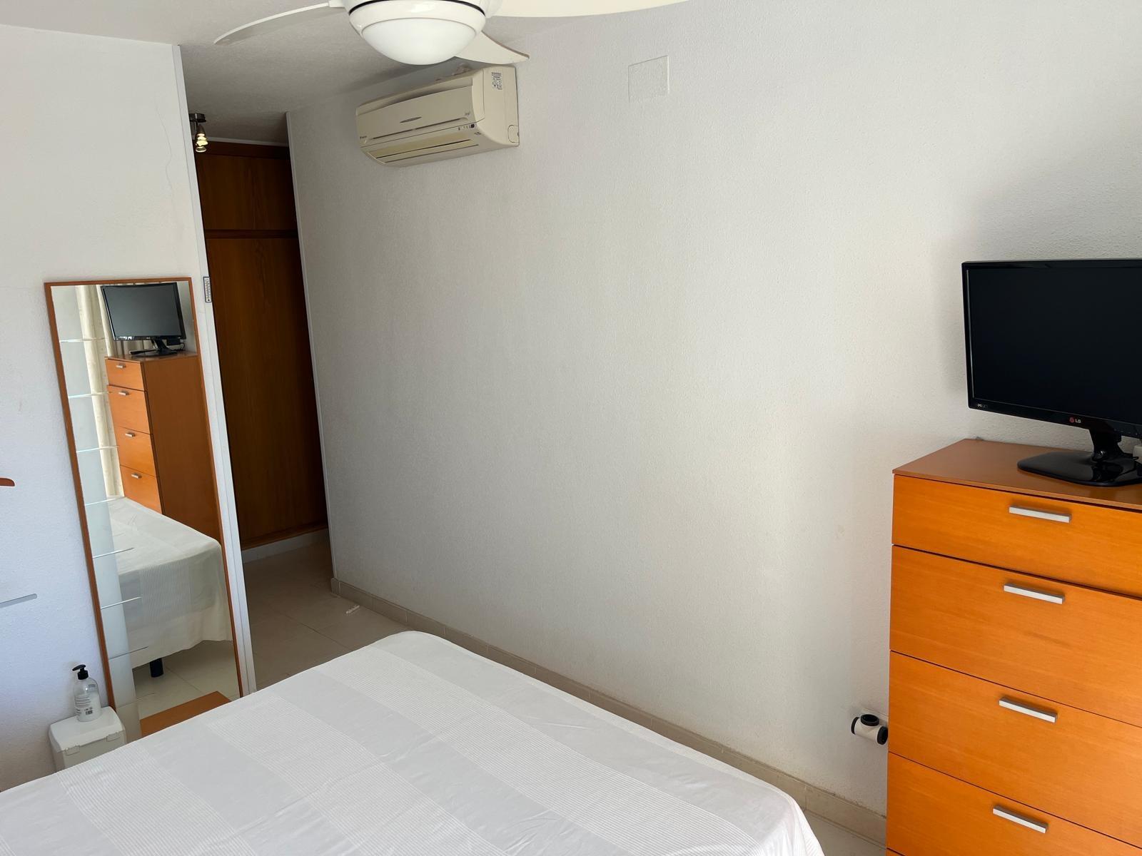 Bedroom in apartment for sale in Orihuela Costa