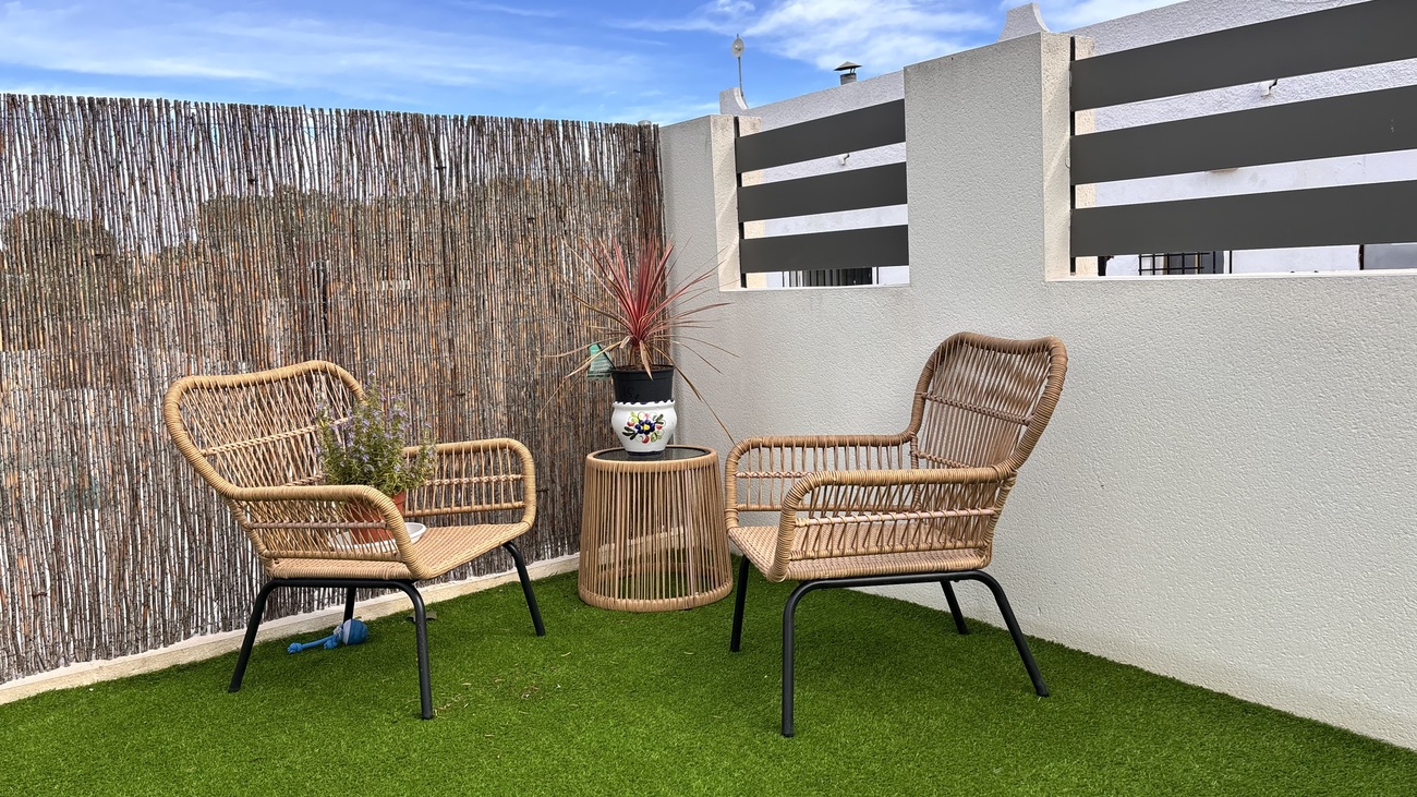 Pool area in villa for sale in San Miguel de Salinas