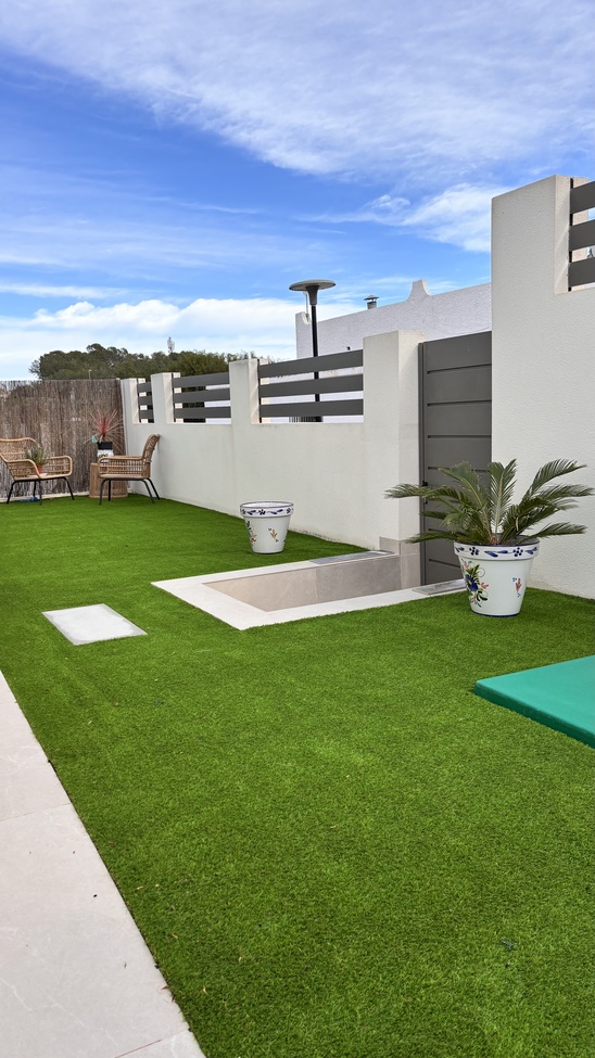Dining area in villa for sale in San Miguel de Salinas