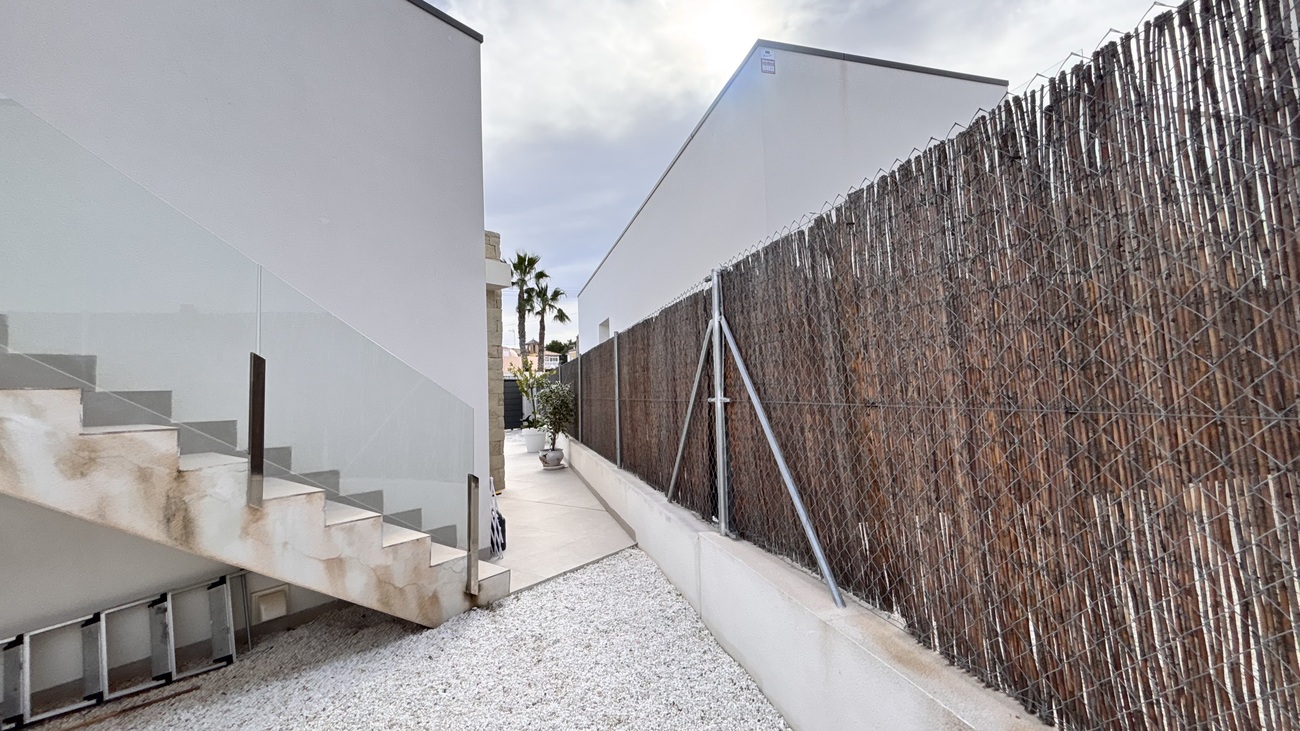 Bedroom in villa for sale in San Miguel de Salinas