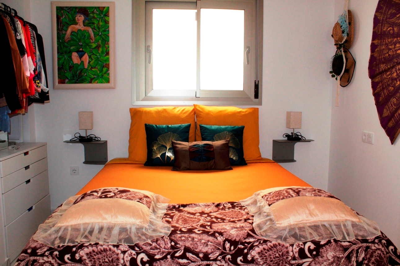 Bedroom in apartment for sale in Villamartin