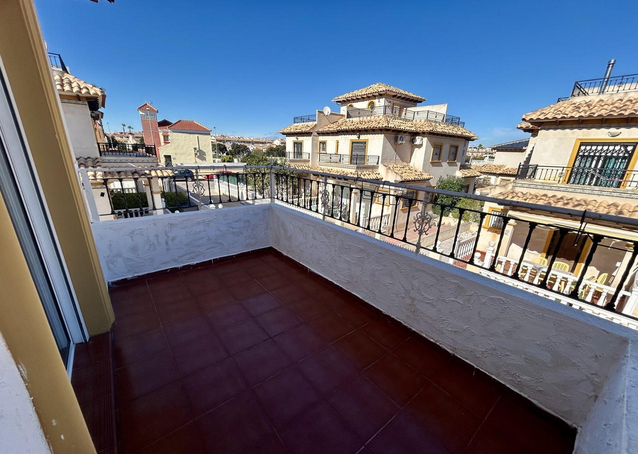 Exterior view in terraced for sale in Cabo Roig